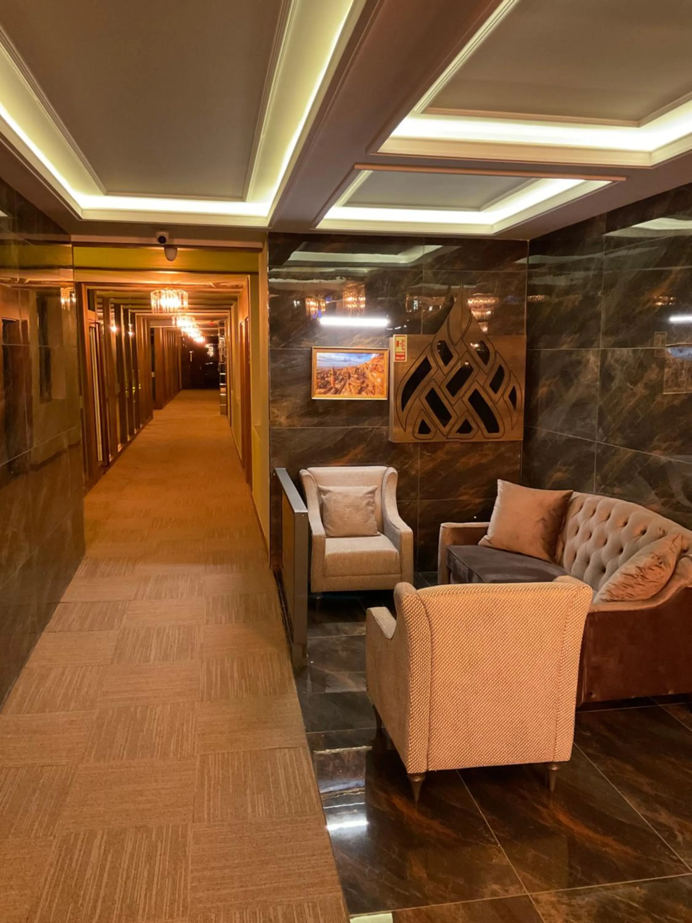 Lobby or reception in Mardiva Hotel