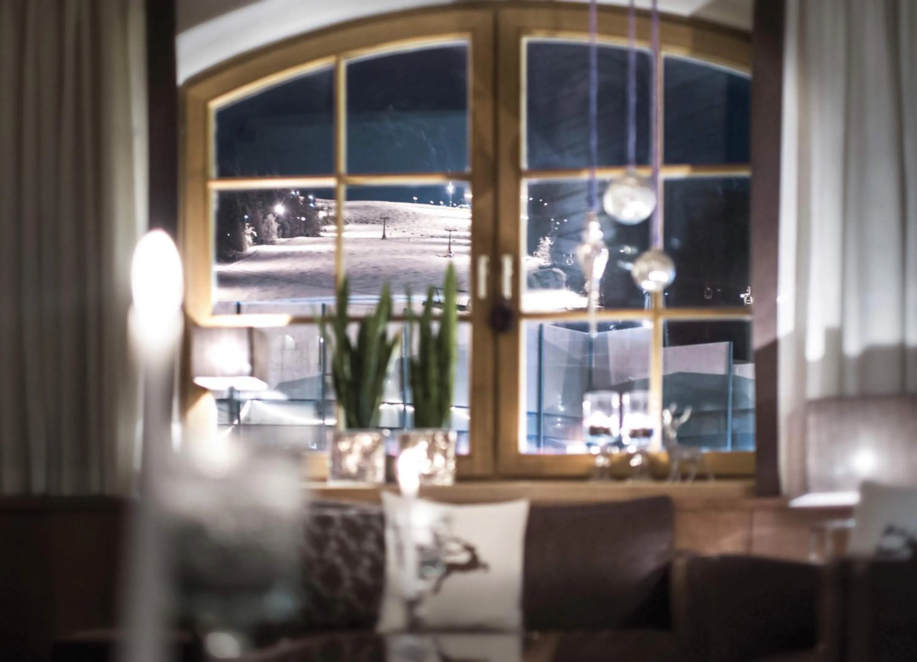 Lounge or bar in Alpines Gourmet Hotel Montanara