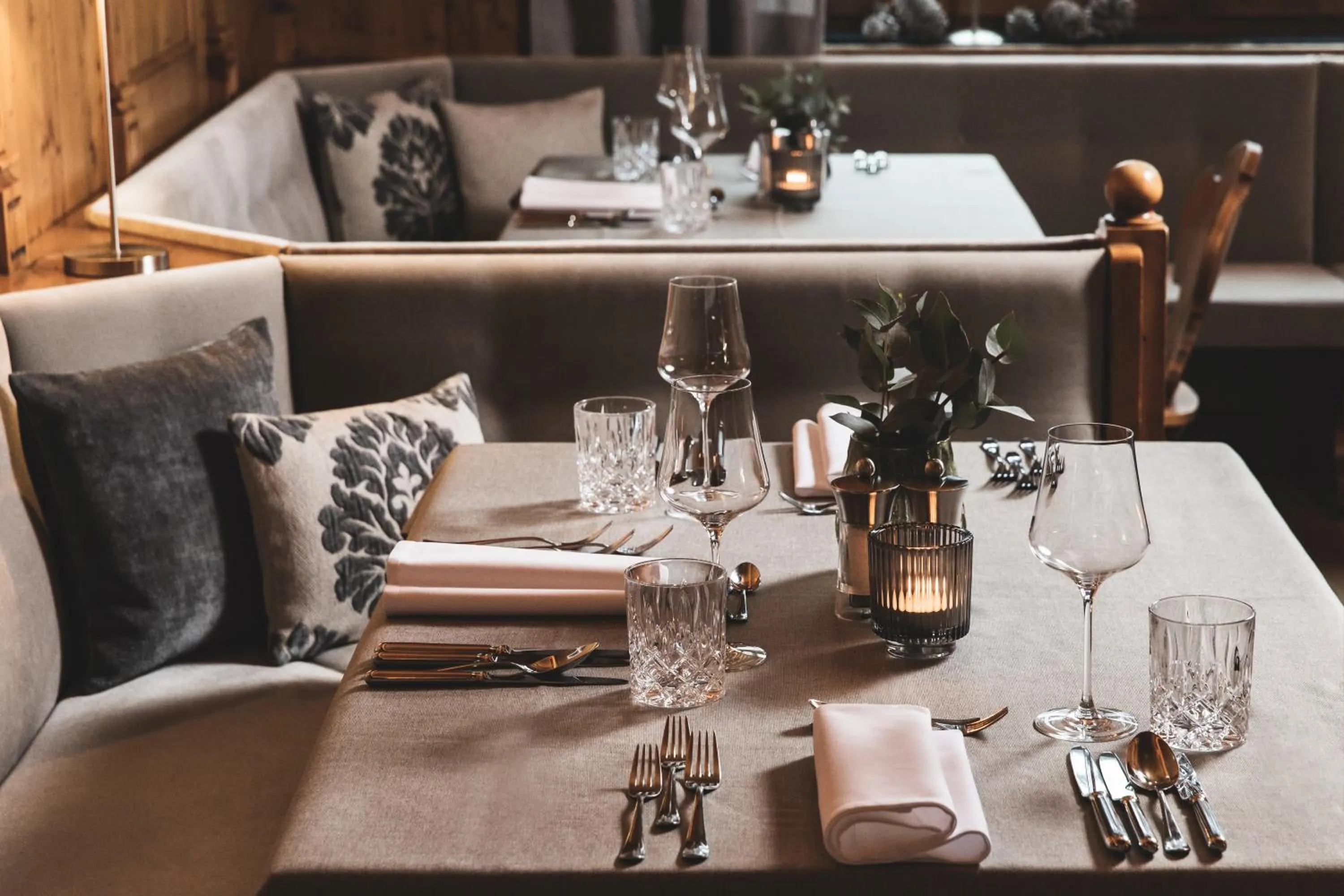 Restaurant/places to eat in Alpines Gourmet Hotel Montanara