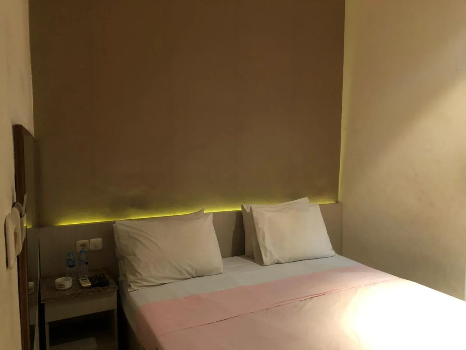 Bedroom, Bed in Hotel Aruni Ancol