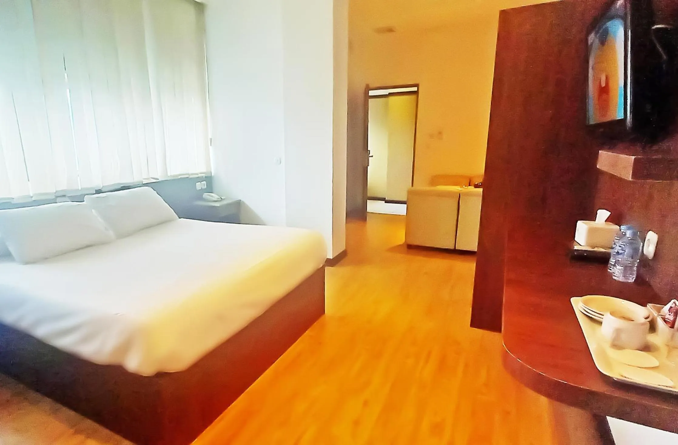 Bedroom, Bed in Hotel Aruni Ancol