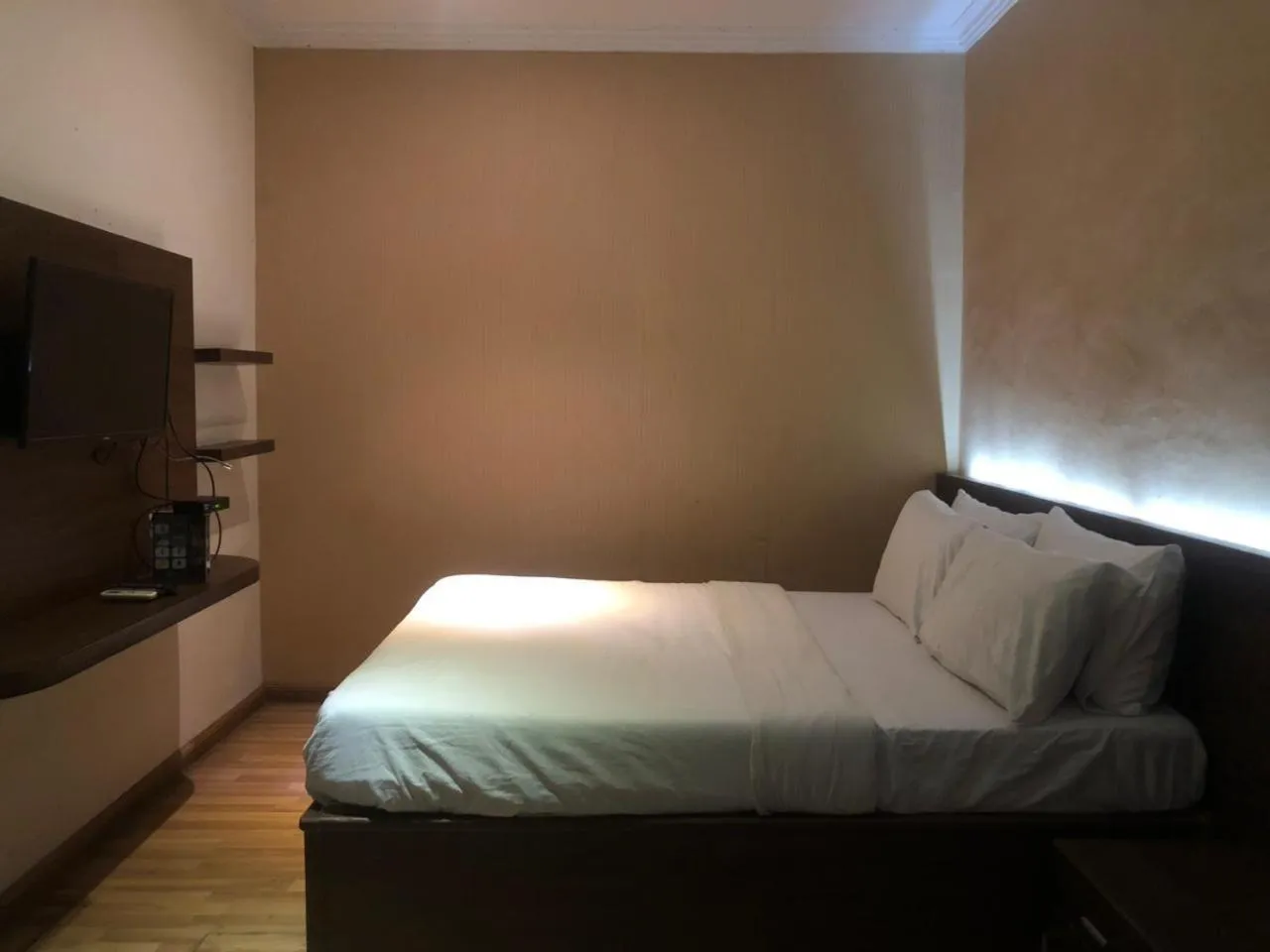 Bedroom, Bed in Hotel Aruni Ancol