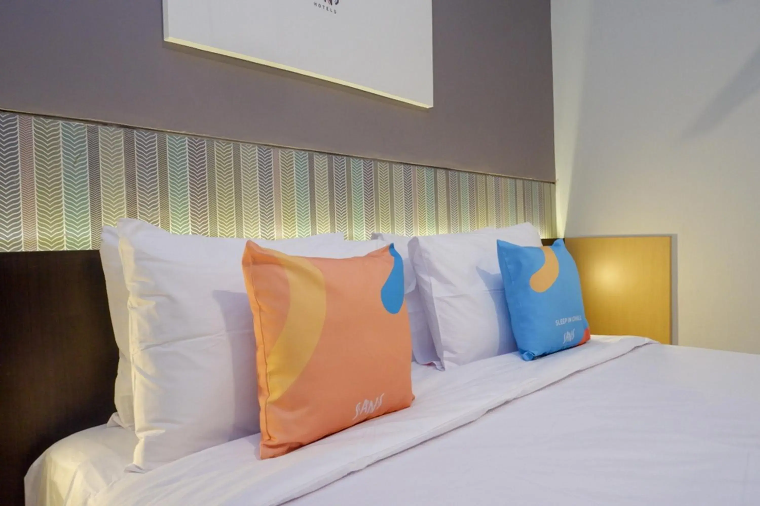 Bedroom, Bed in Sans Hotel Good Wish Semarang Bedroom, Bed in Sans Hotel Good Wish Semarang