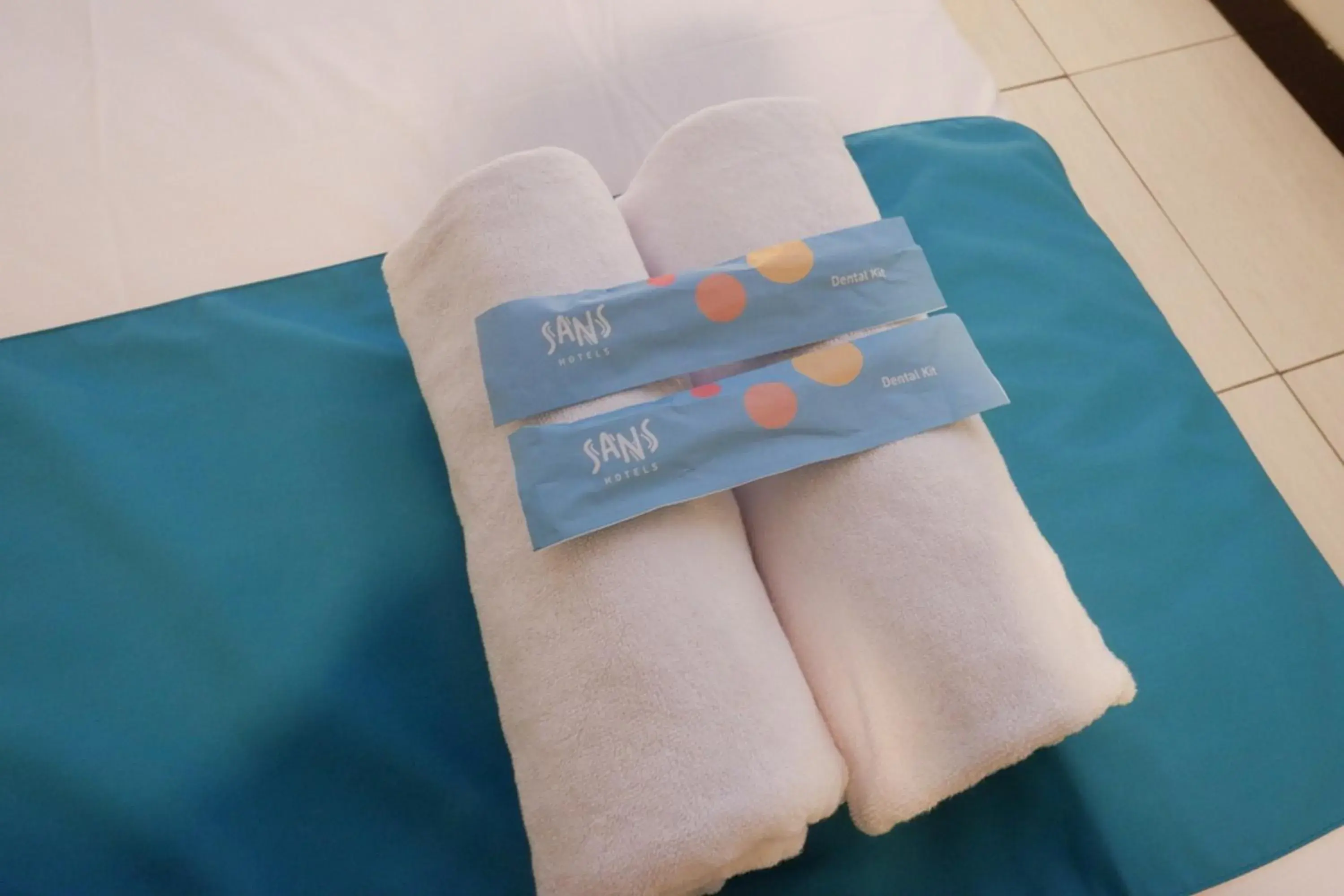 towels in Sans Hotel Good Wish Semarang towels in Sans Hotel Good Wish Semarang