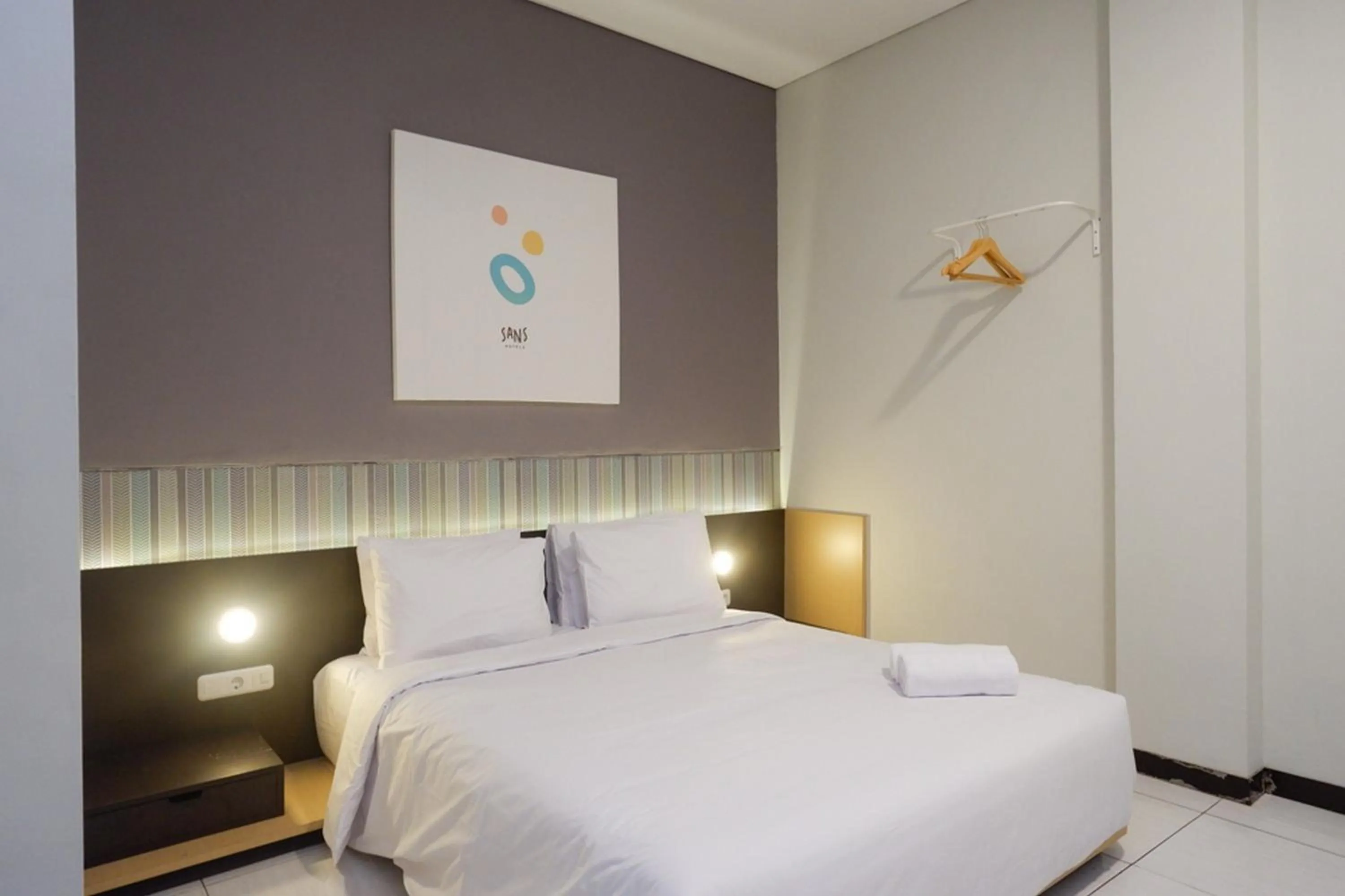 Bedroom, Bed in Sans Hotel Good Wish Semarang
