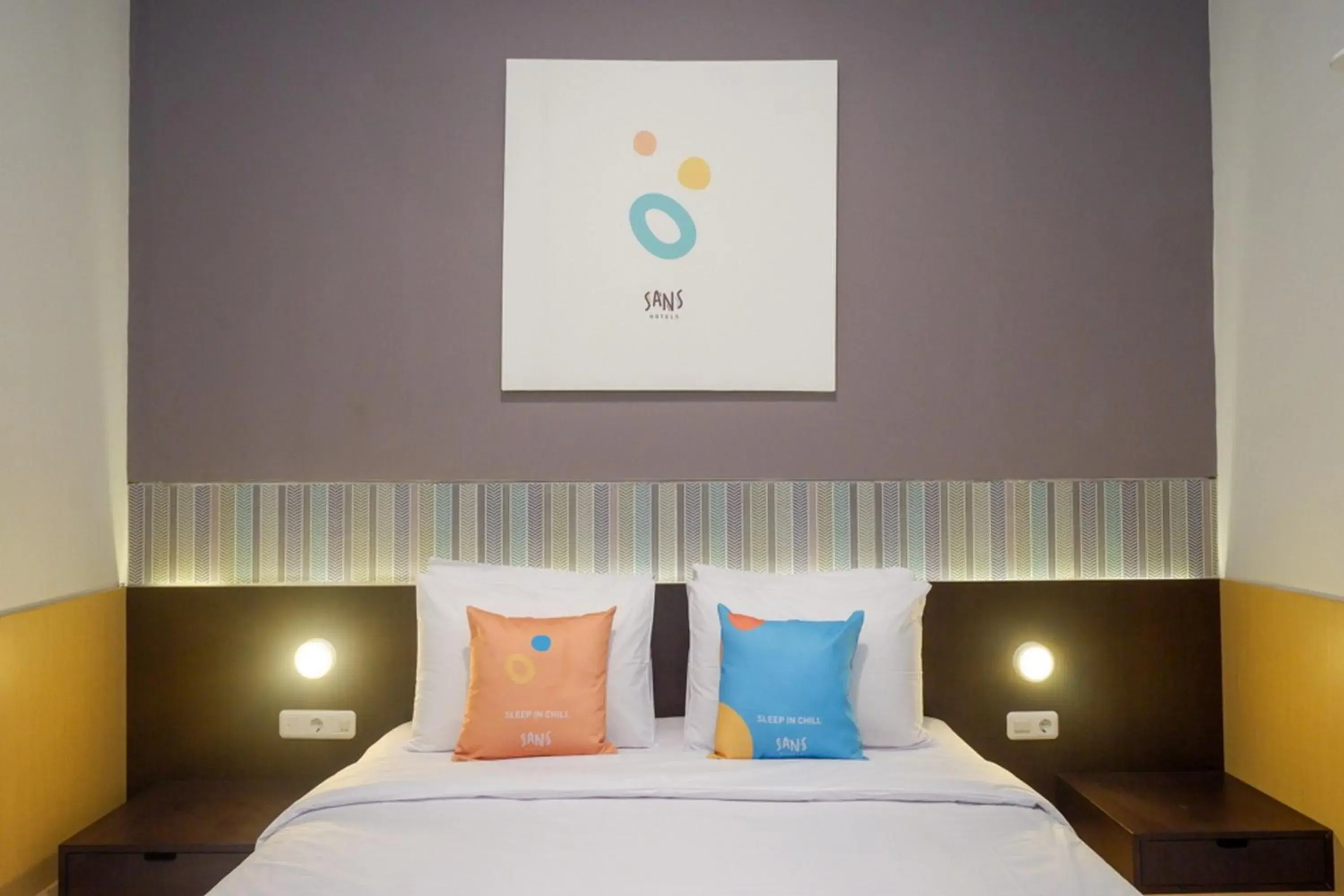 Bedroom, Bed in Sans Hotel Good Wish Semarang Bedroom, Bed in Sans Hotel Good Wish Semarang