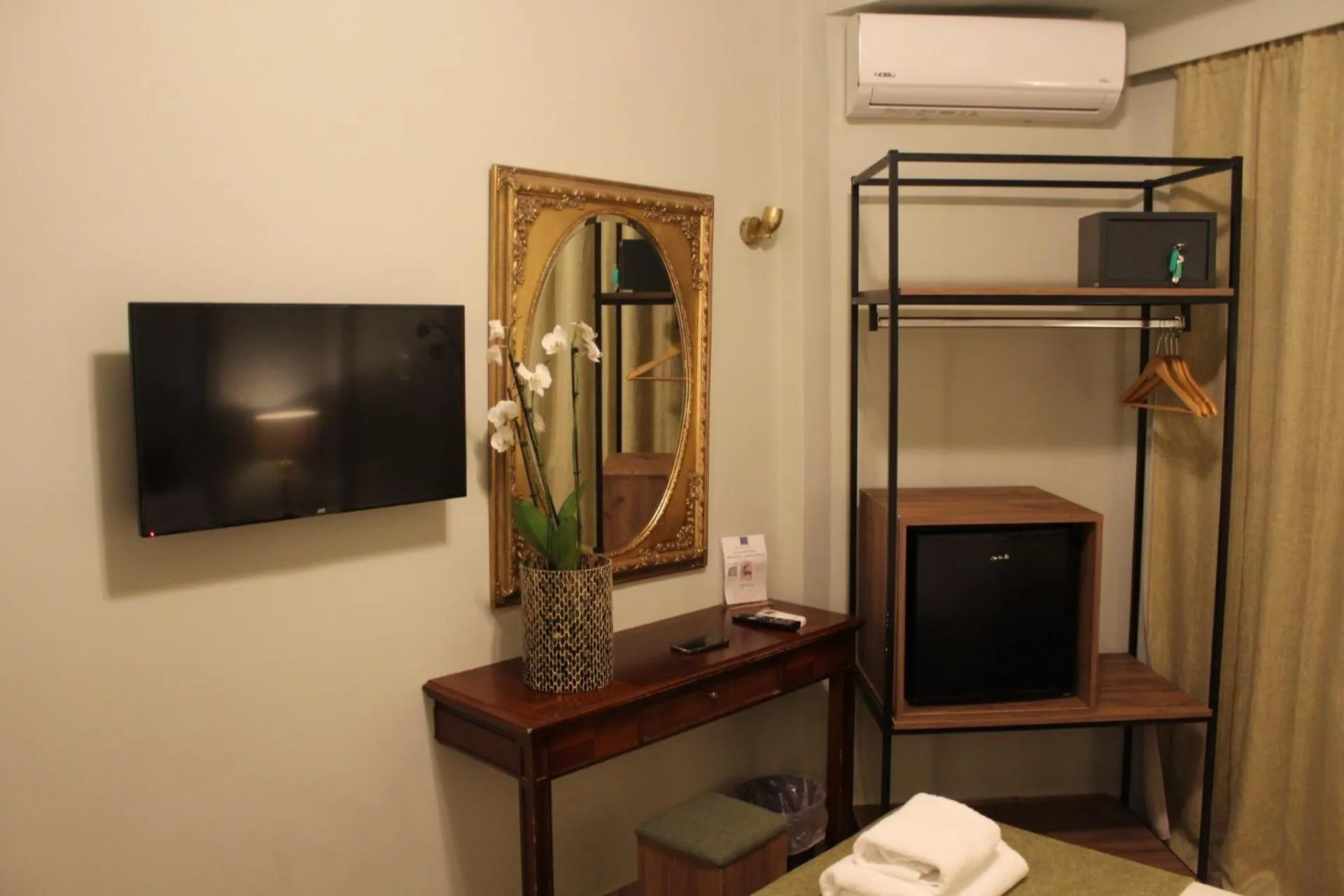 TV and multimedia in FALIREON HOTEL