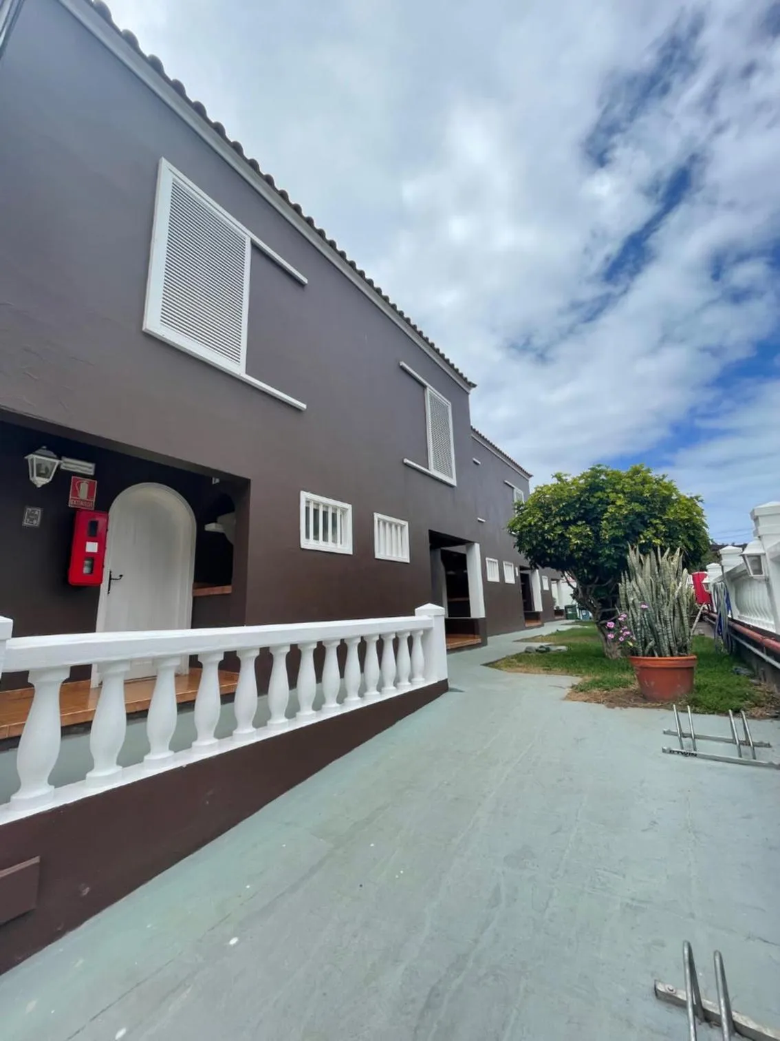Facade/entrance in Apartamentos Los Tarajales