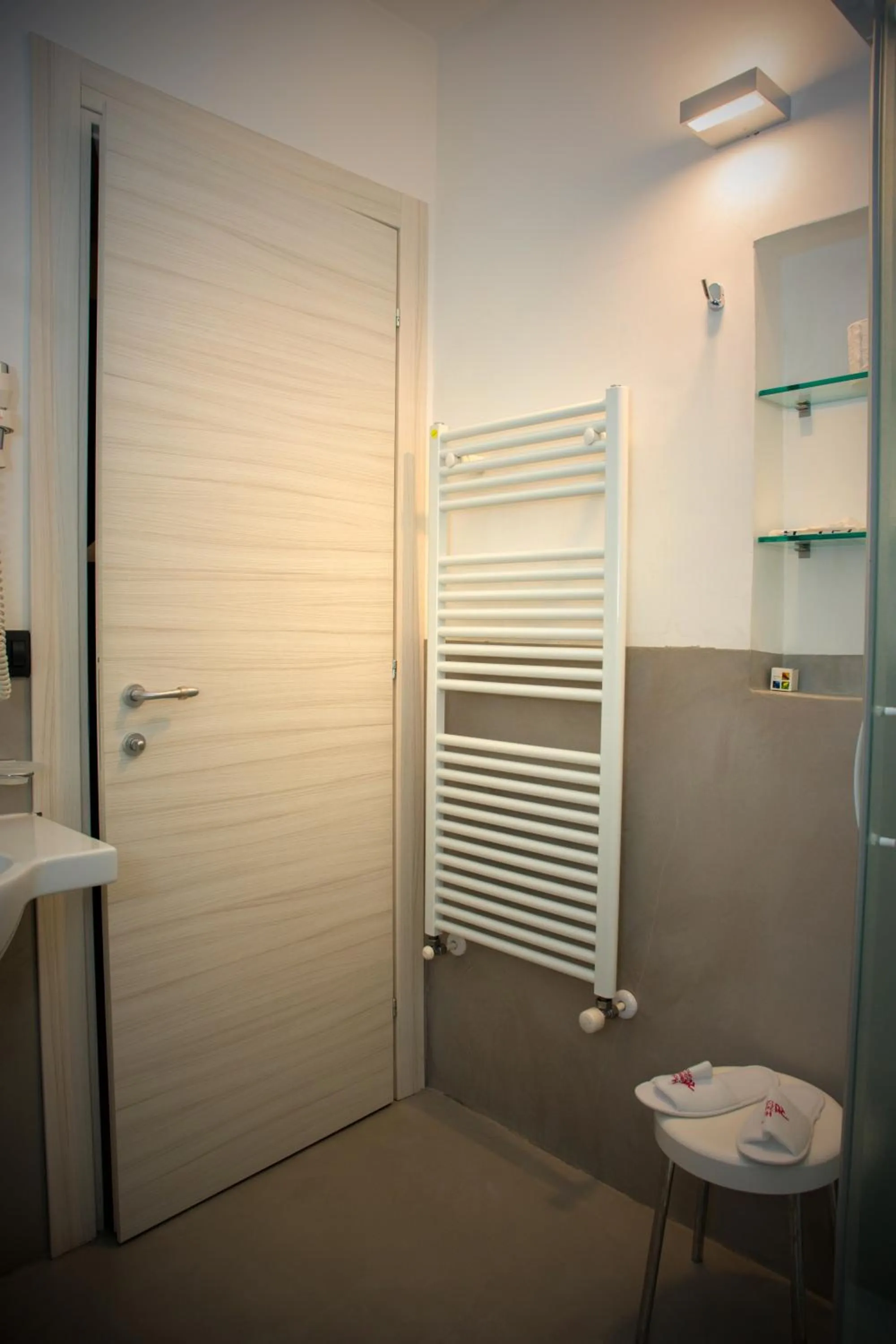 Bathroom in Residence Hotel Torino Uno