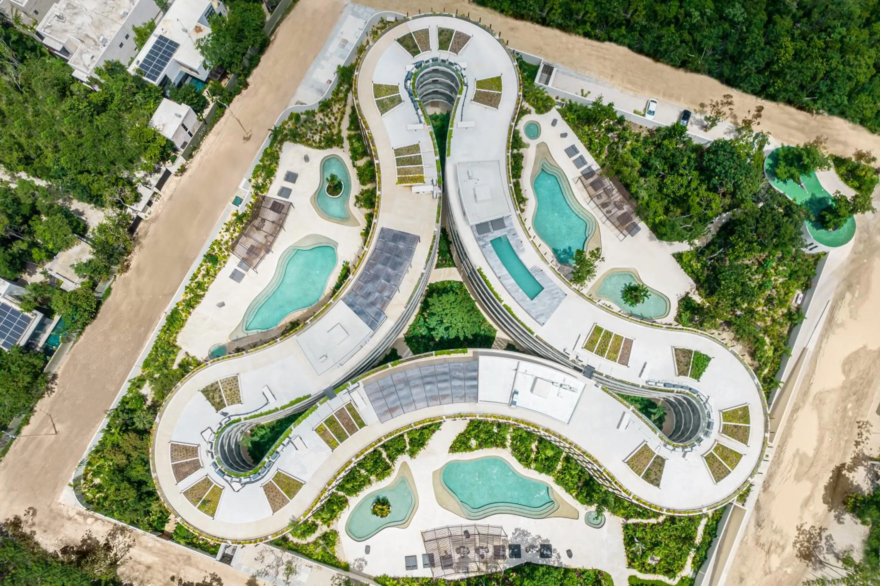 Bird's eye view in Mistiq Gardens