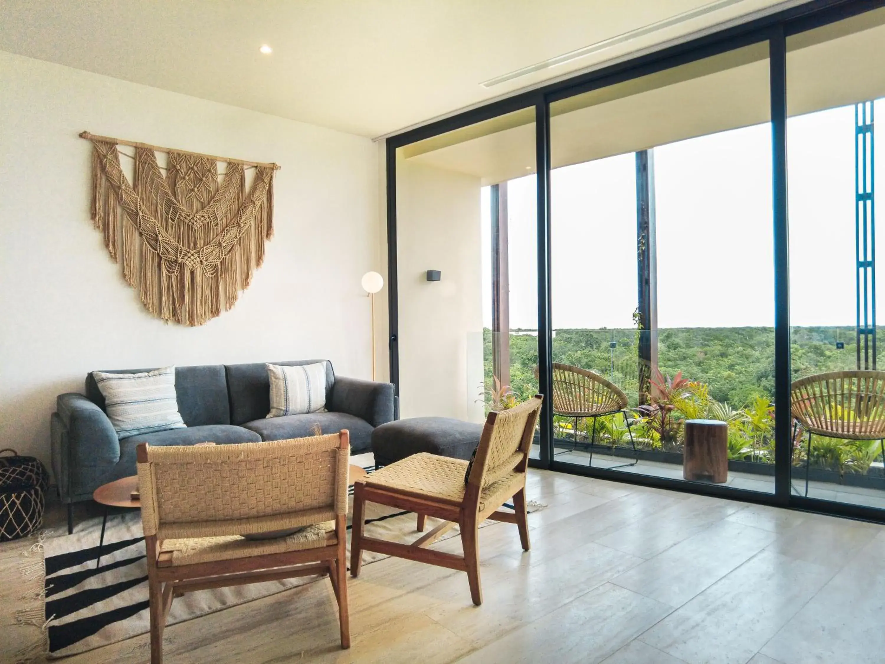 Two-Bedroom Apartment in Mistiq Gardens Two-Bedroom Apartment in Mistiq Gardens