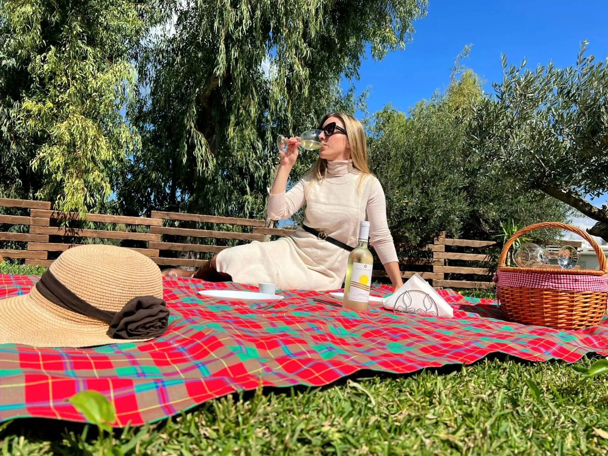 Garden in CI VULIA b&b - Sicilia sea, pool, bbq, tv, wi-fi