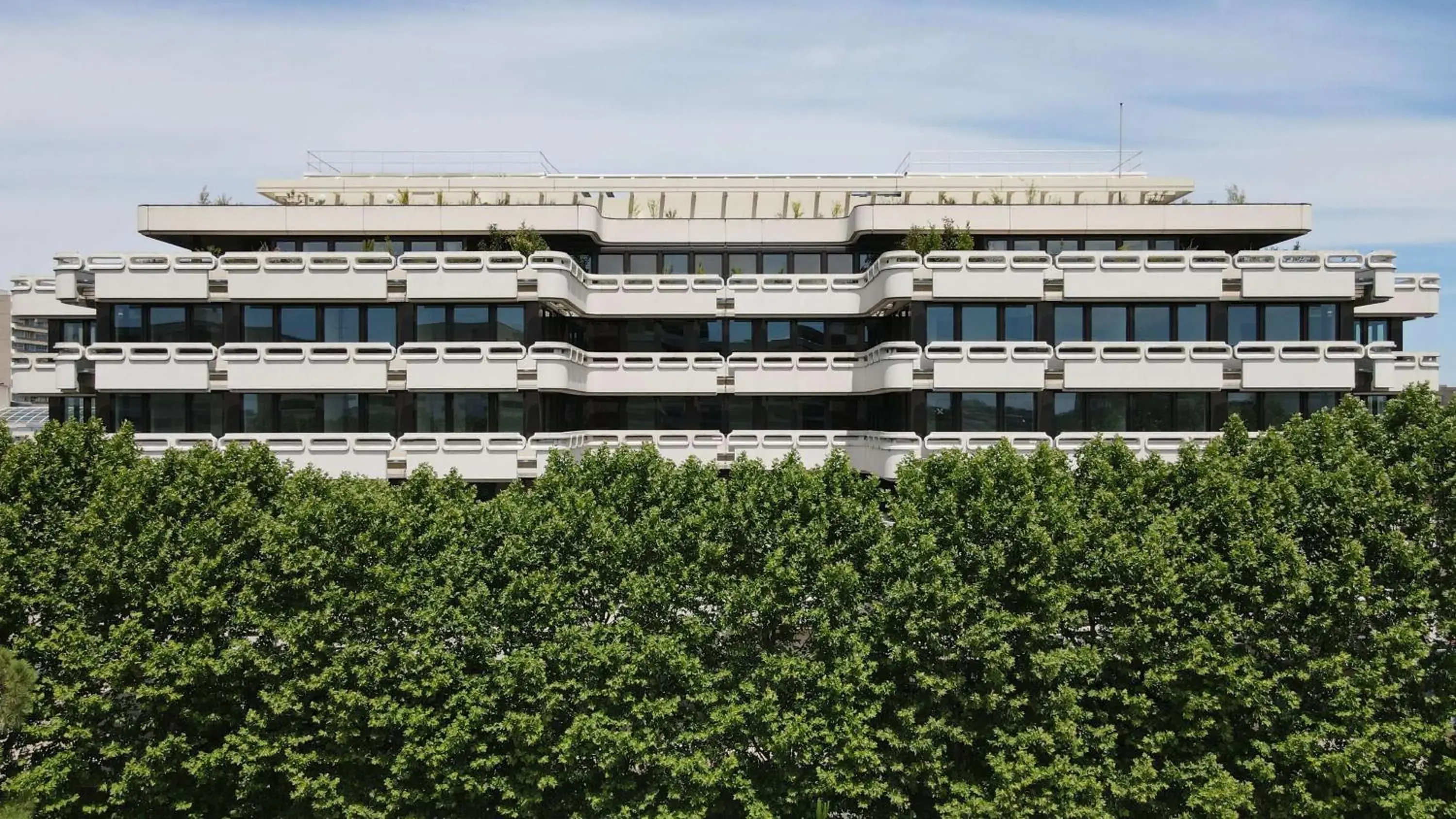 Property building in FirstName Bordeaux, Part of JdV by Hyatt Property building in FirstName Bordeaux, Part of JdV by Hyatt