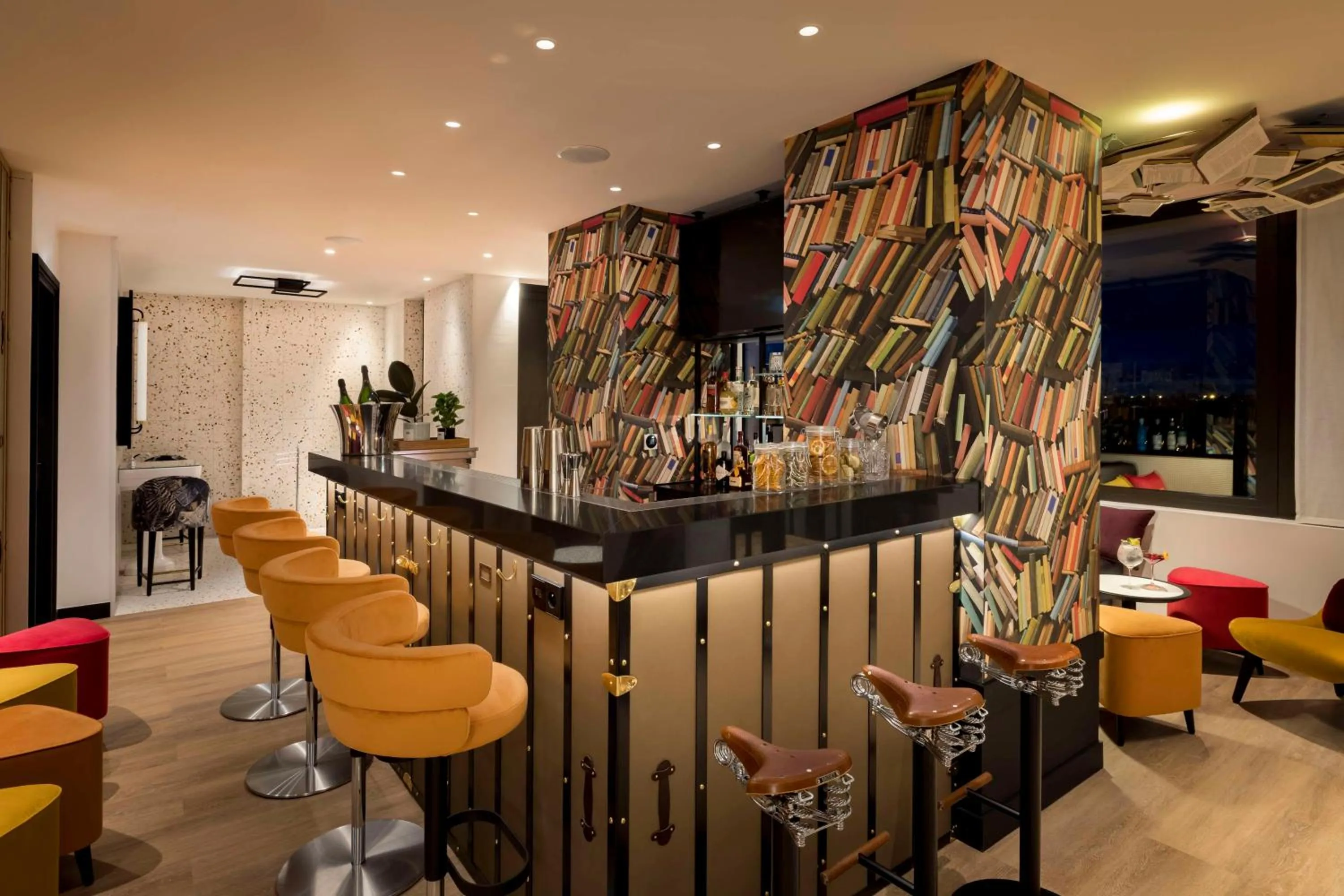 Lounge or bar in FirstName Bordeaux, Part of JdV by Hyatt