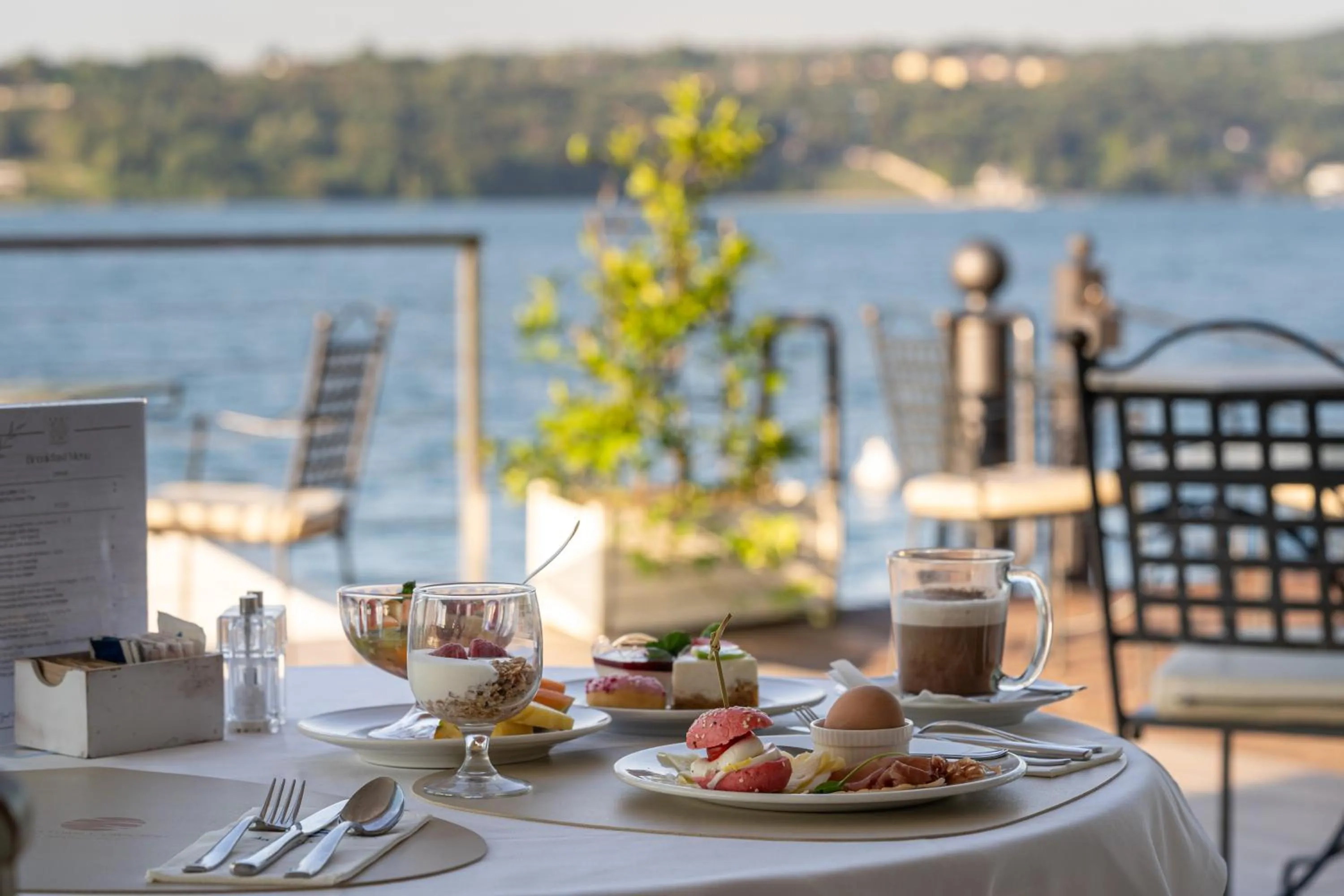 Breakfast in Hotel Spiaggia d'Oro - Charme & Boutique - Garda Lake Collection