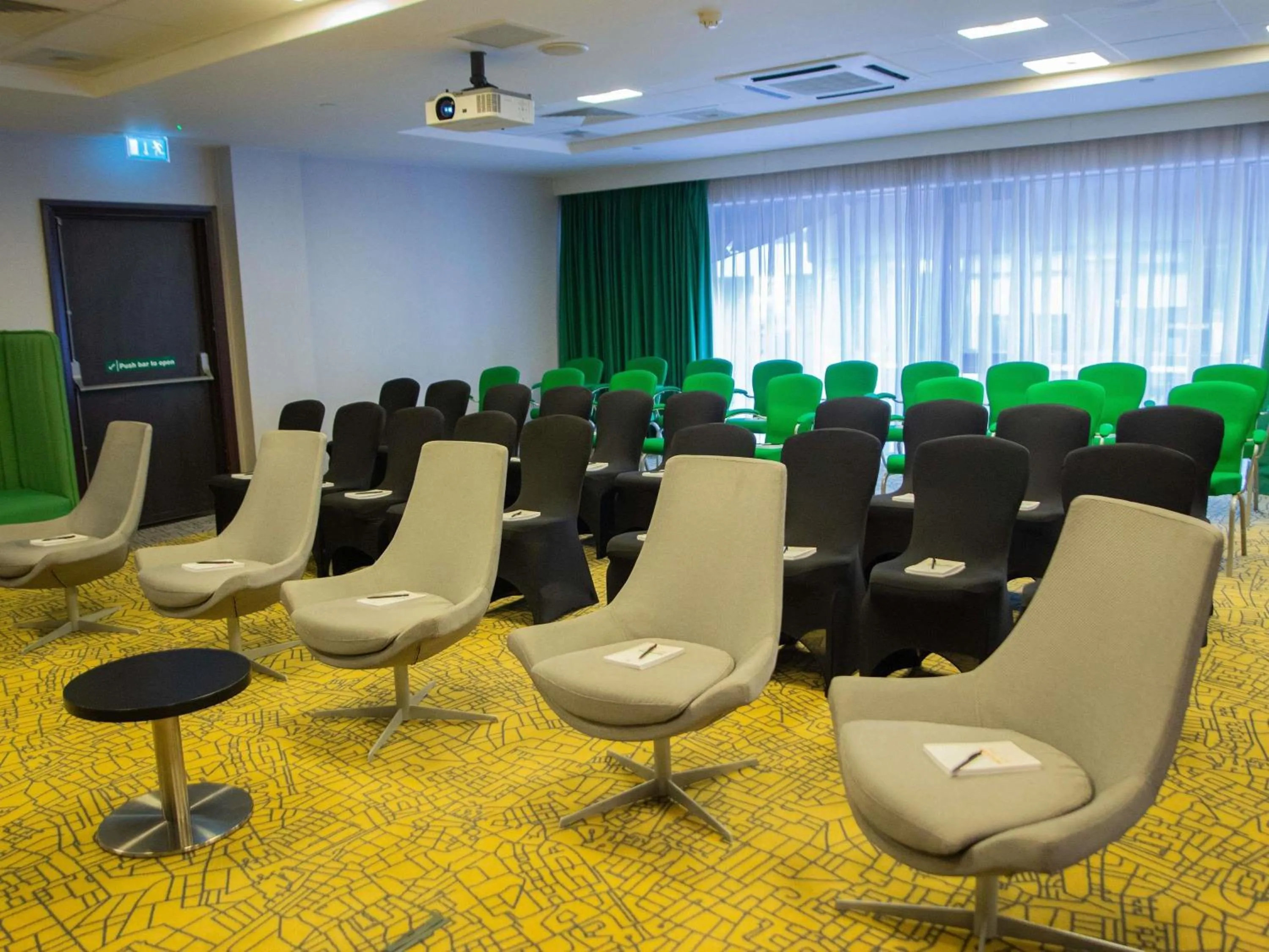 Meeting/conference room in Novotel London Wembley