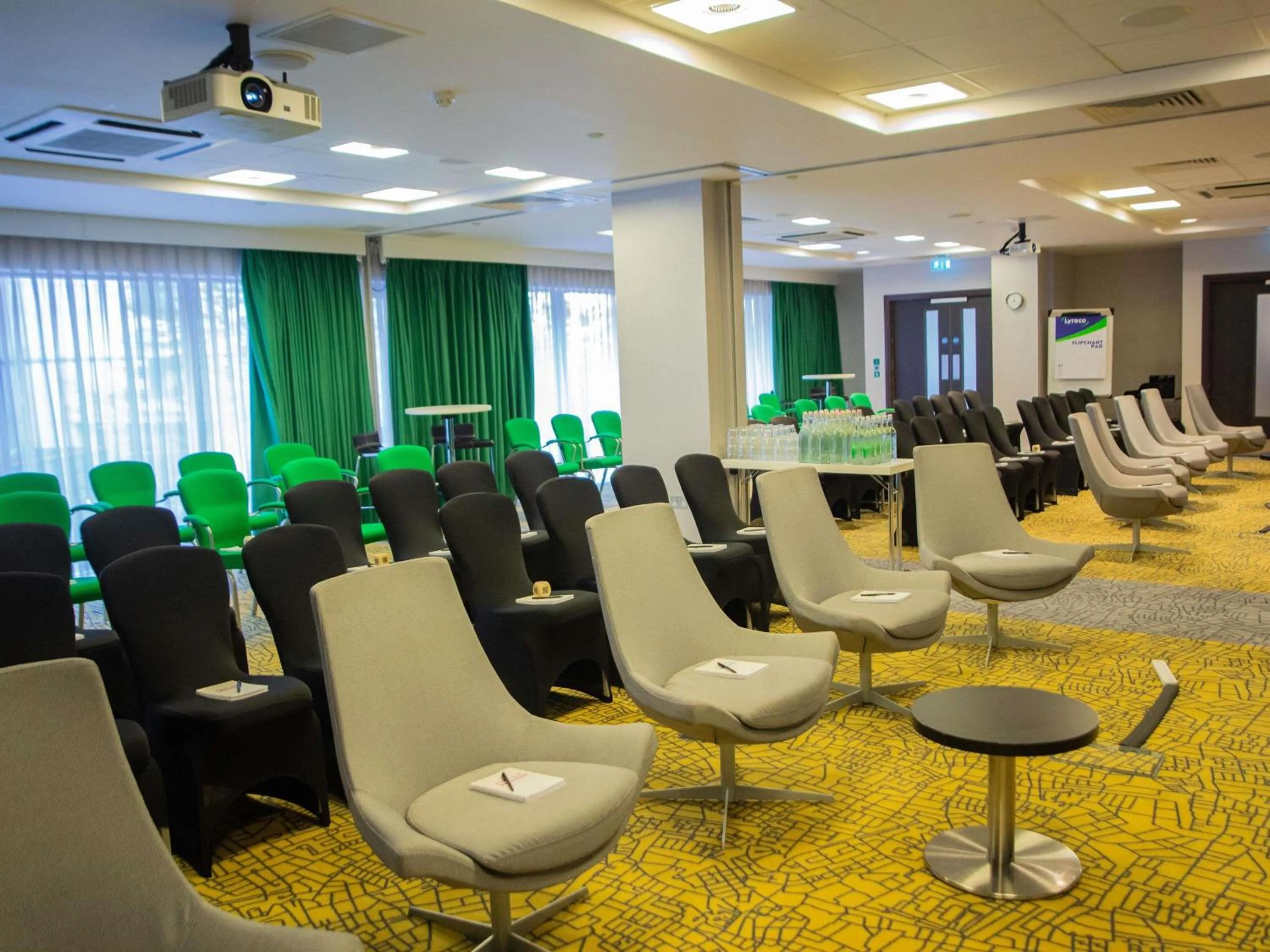 Meeting/conference room in Novotel London Wembley
