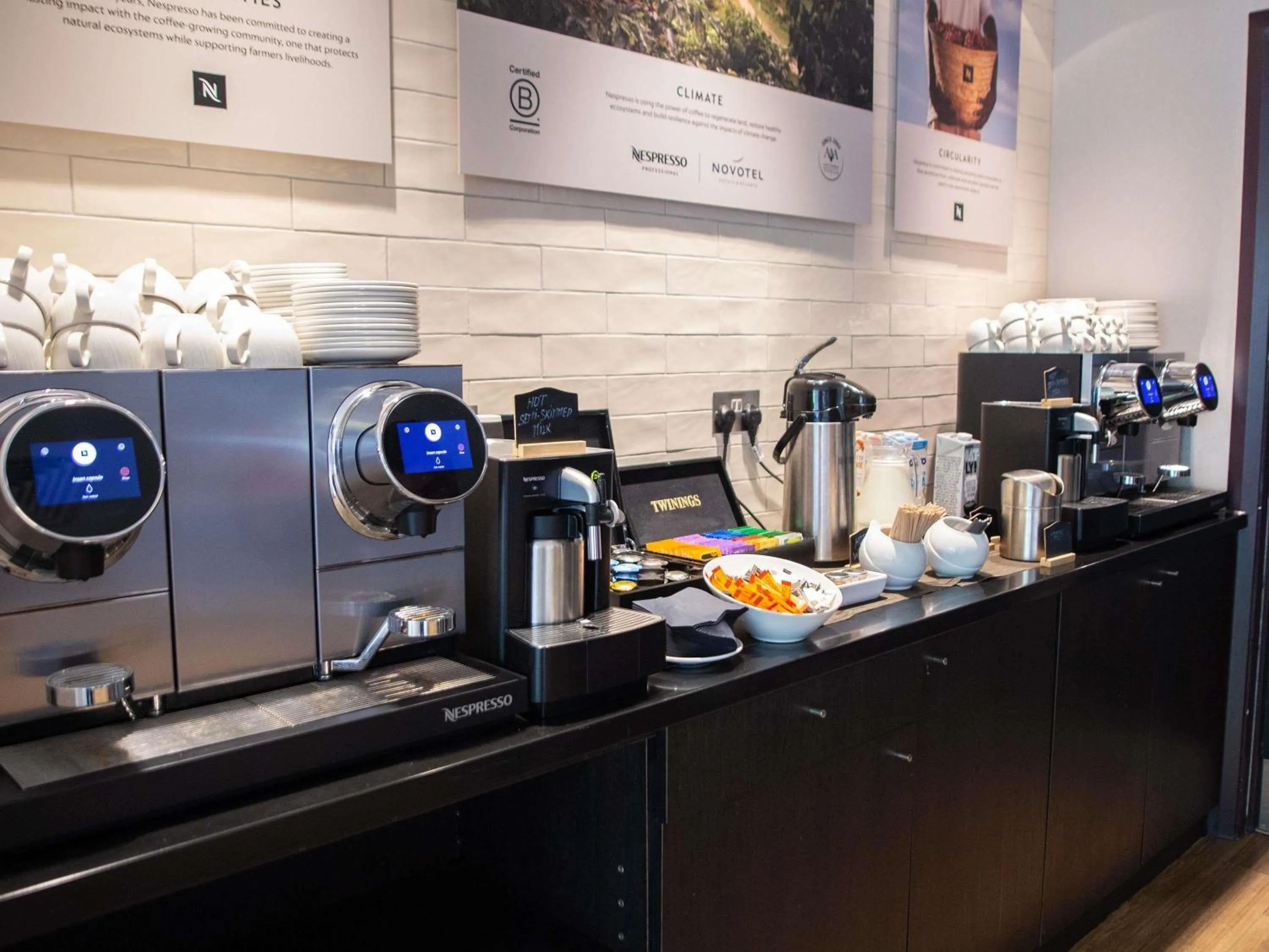 Meeting/conference room in Novotel London Wembley