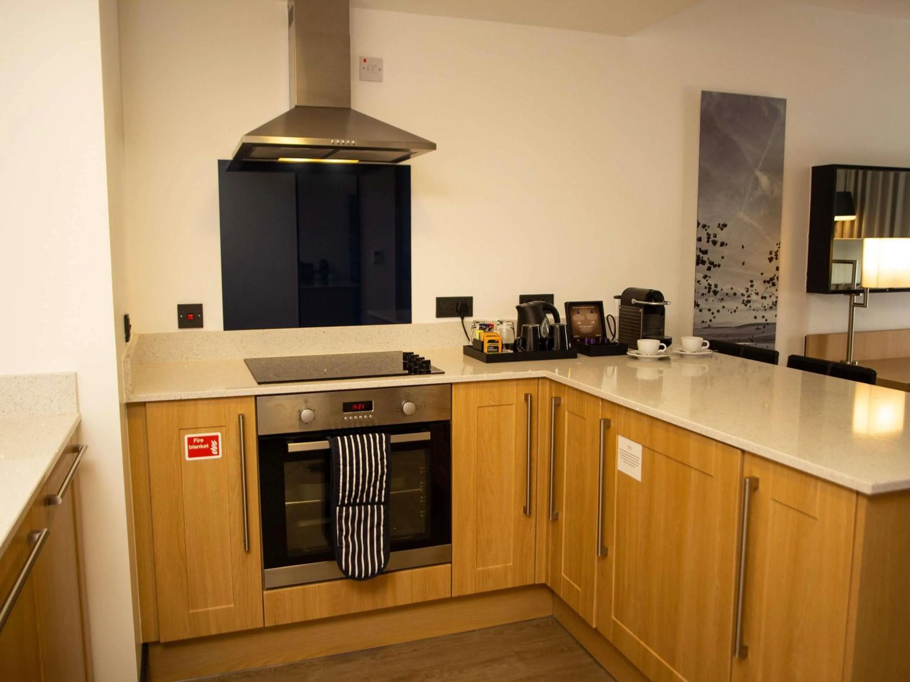 Bedroom in Novotel London Wembley