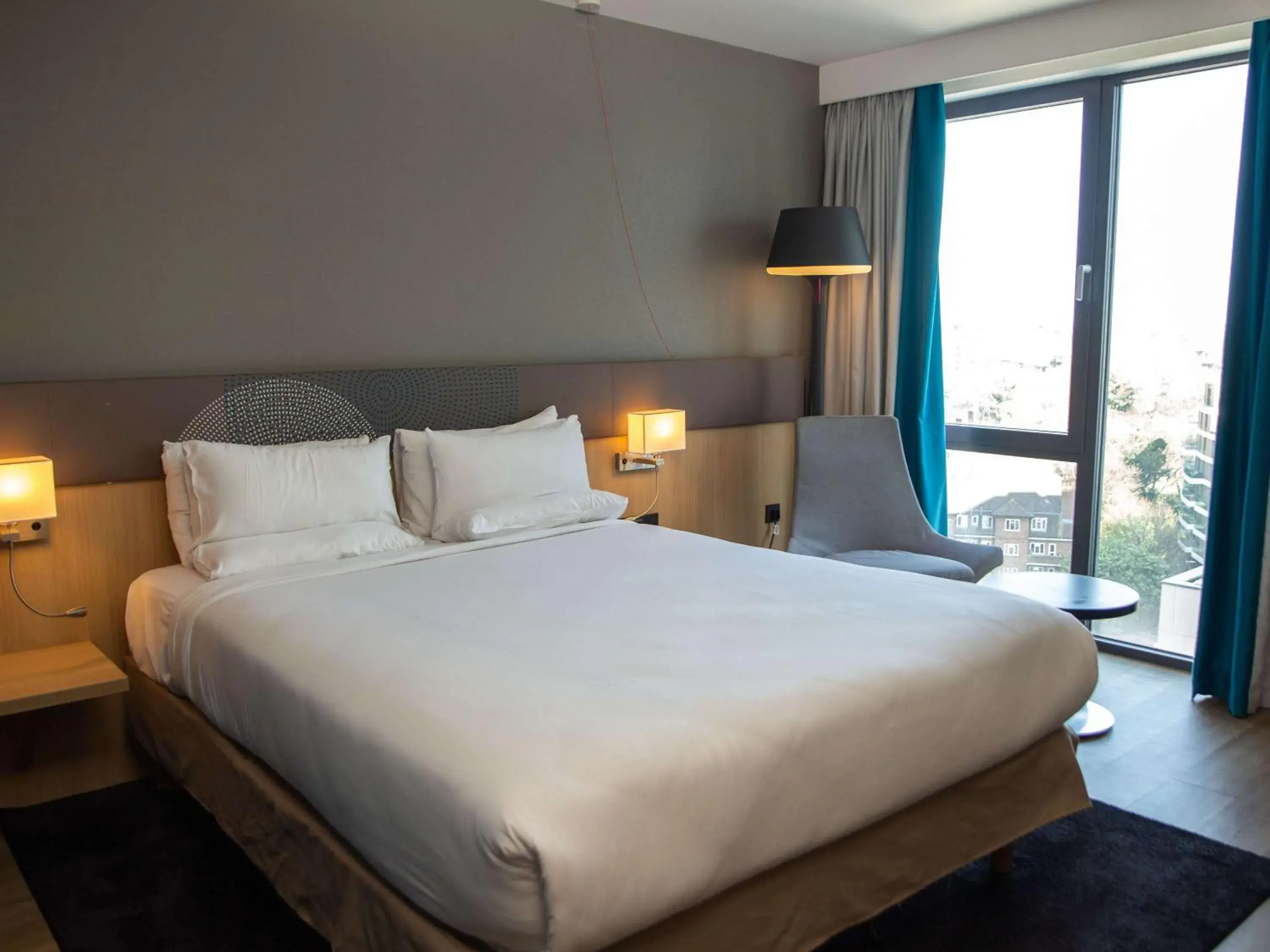 Superior Queen Room in Novotel London Wembley Superior Queen Room in Novotel London Wembley