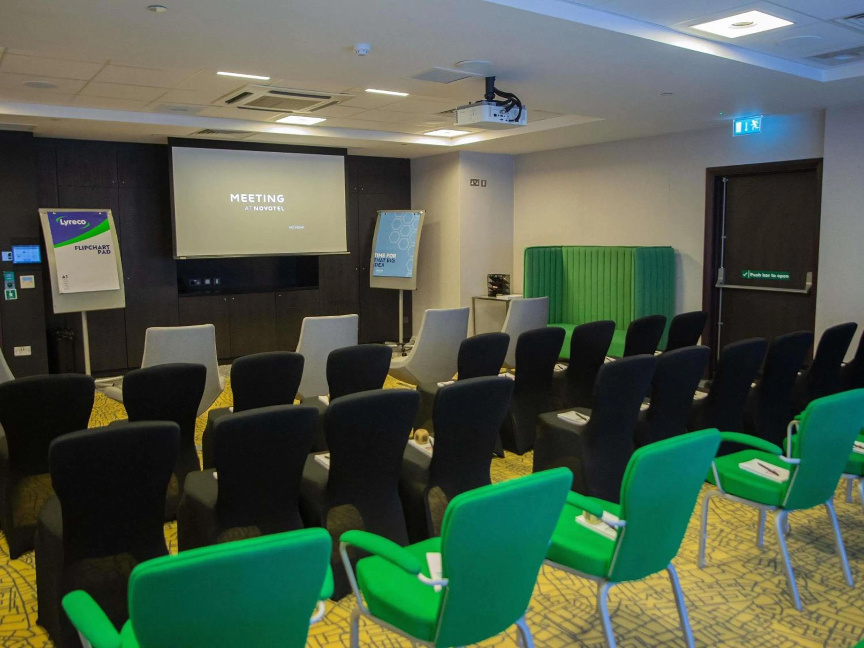 Meeting/conference room in Novotel London Wembley