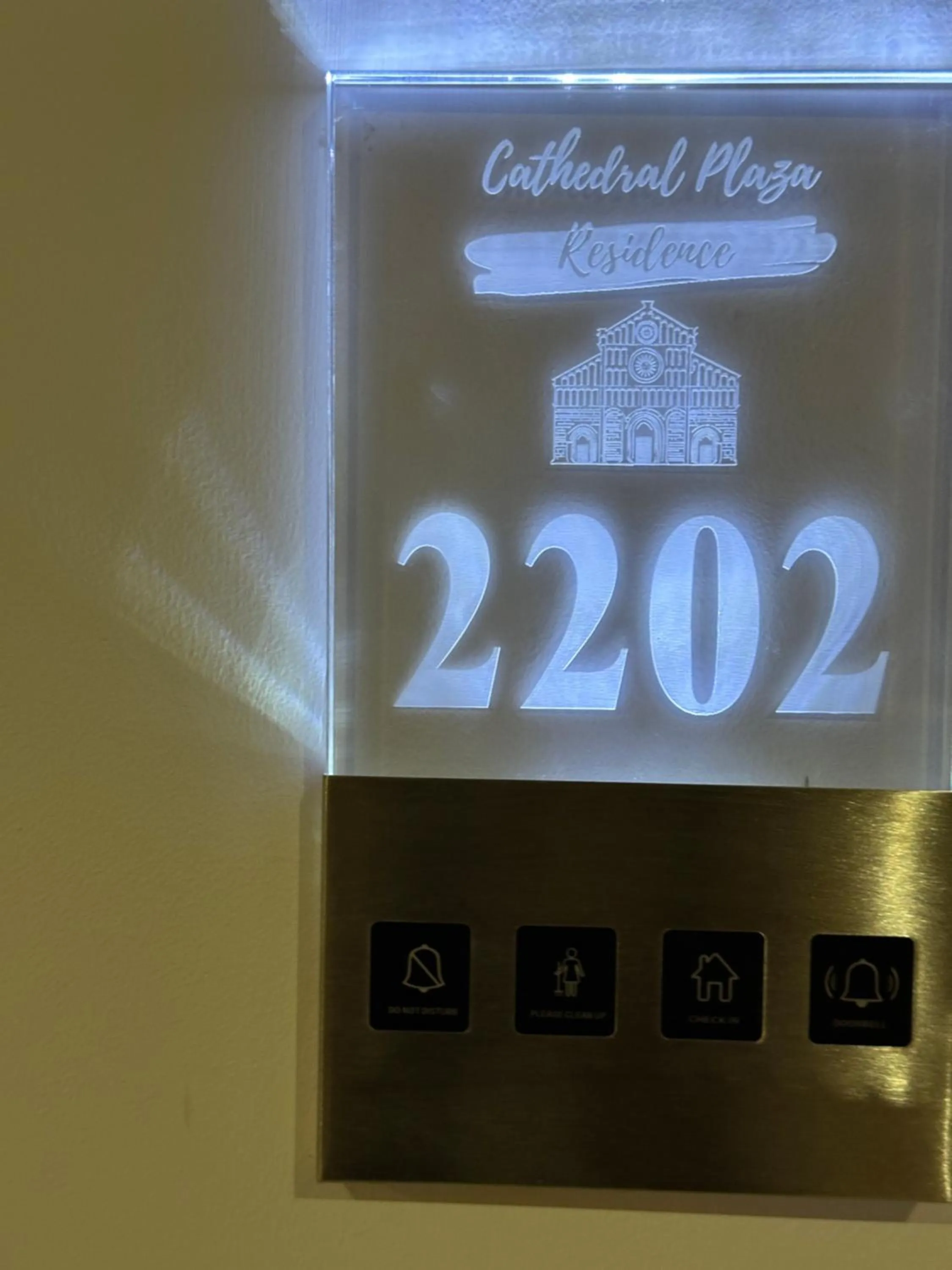 Hotel Boutique Cathedral Plaza Residences room for rent downtown