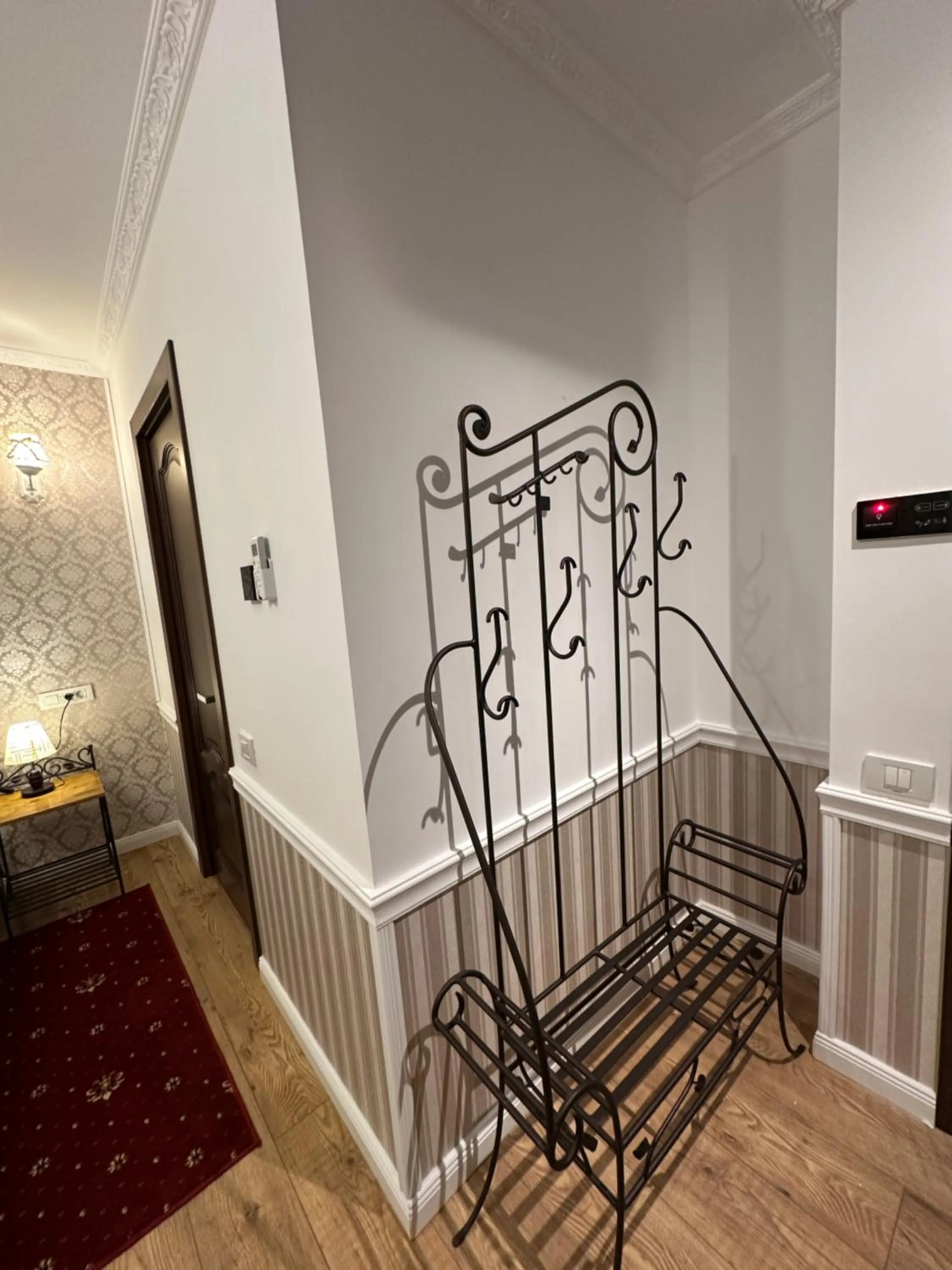 Hotel Boutique Cathedral Plaza Residences room for rent downtown