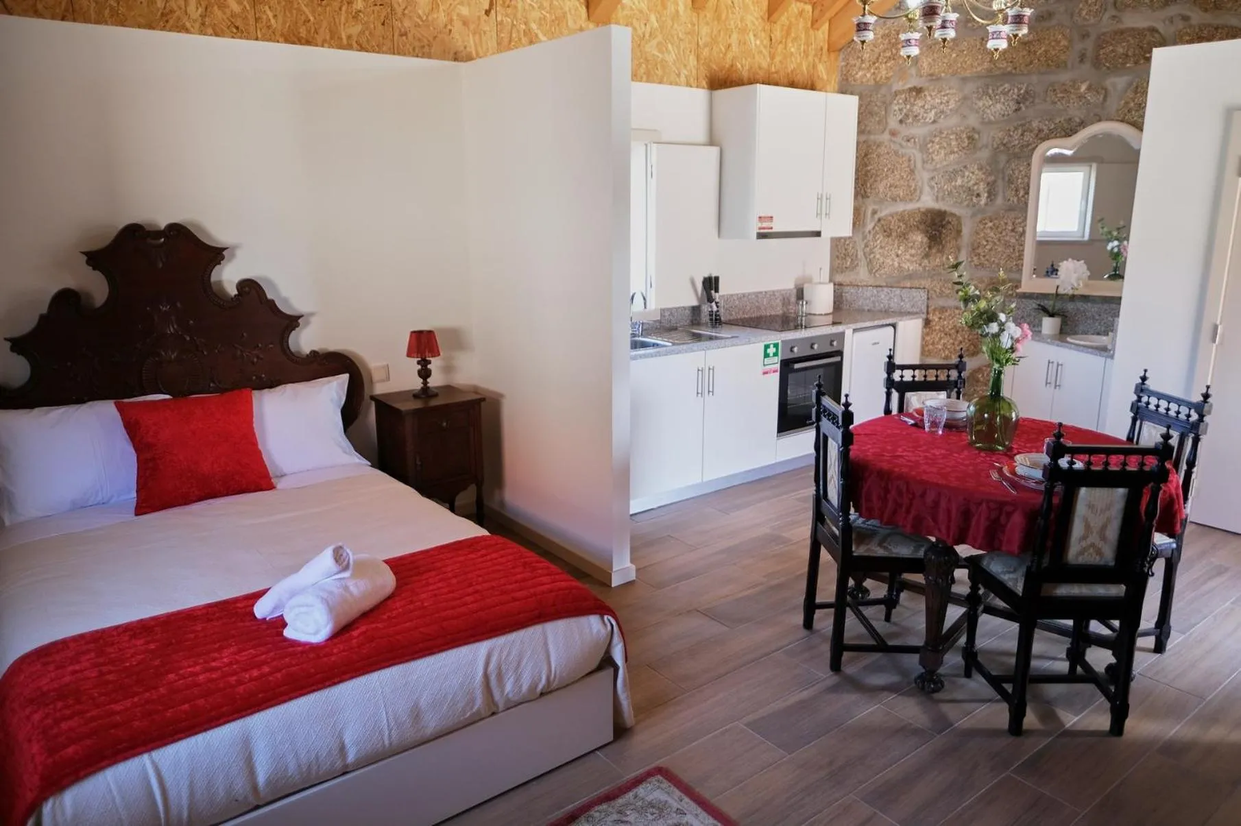 Bed in Aldeia da Quinta do Paço - Turismo rural Santo Tirso