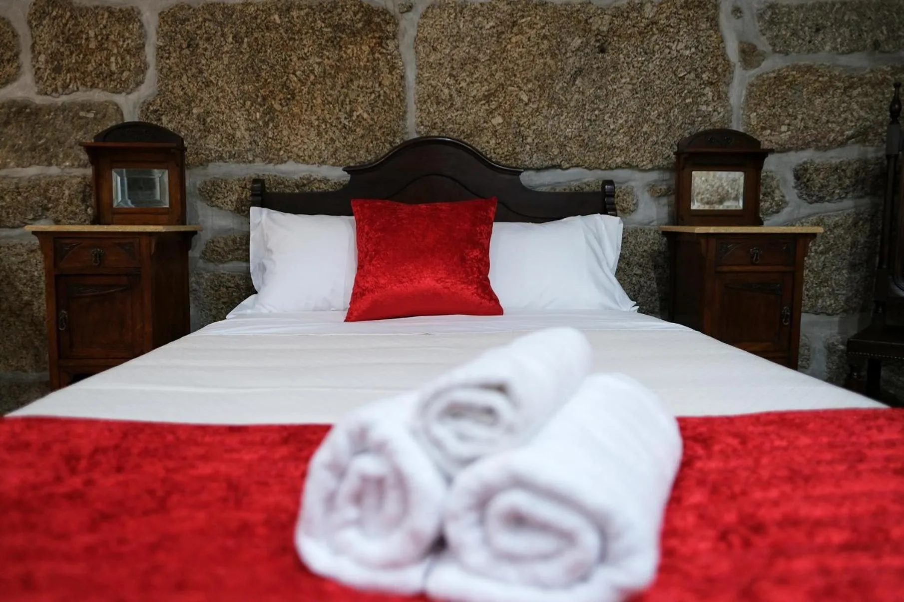 Bed in Aldeia da Quinta do Paço - Turismo rural Santo Tirso