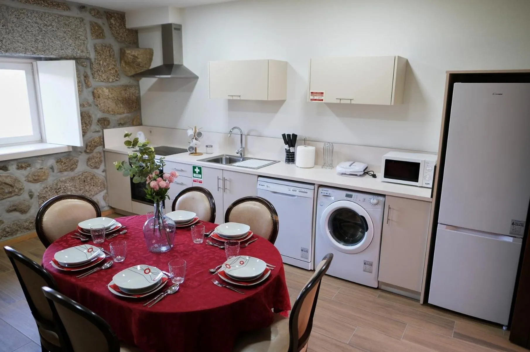 Kitchen or kitchenette in Aldeia da Quinta do Paço - Turismo rural Santo Tirso