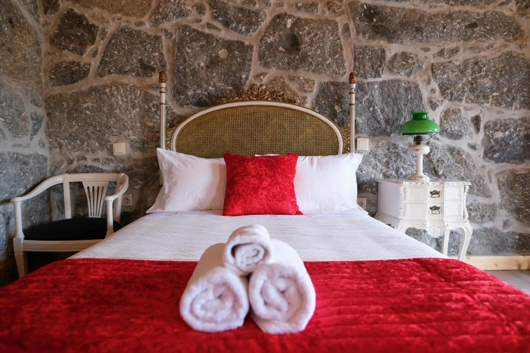 Bed in Aldeia da Quinta do Paço - Turismo rural Santo Tirso