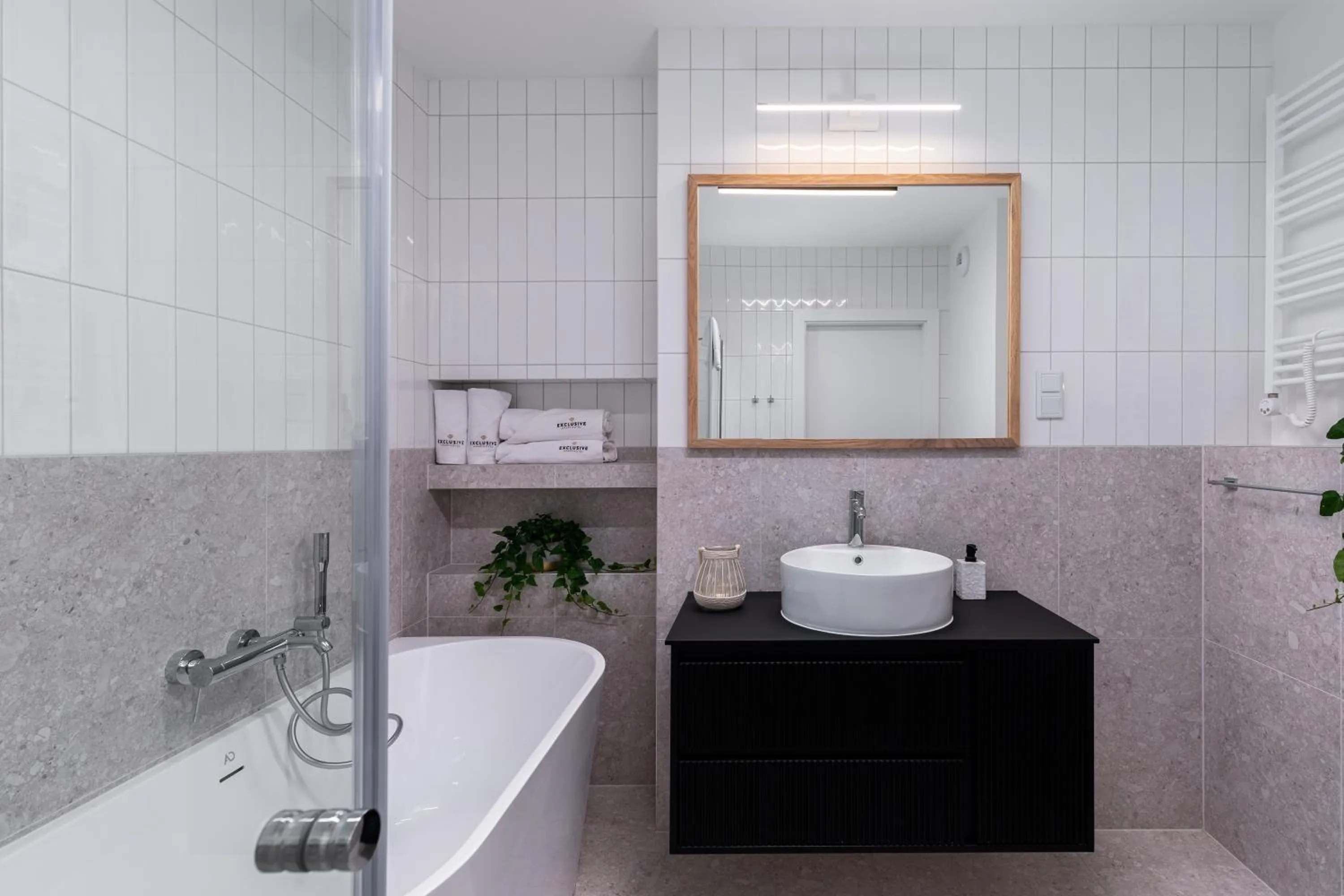 Bathroom in EXCLUSIVE Aparthotel Kraków Lubicz 40