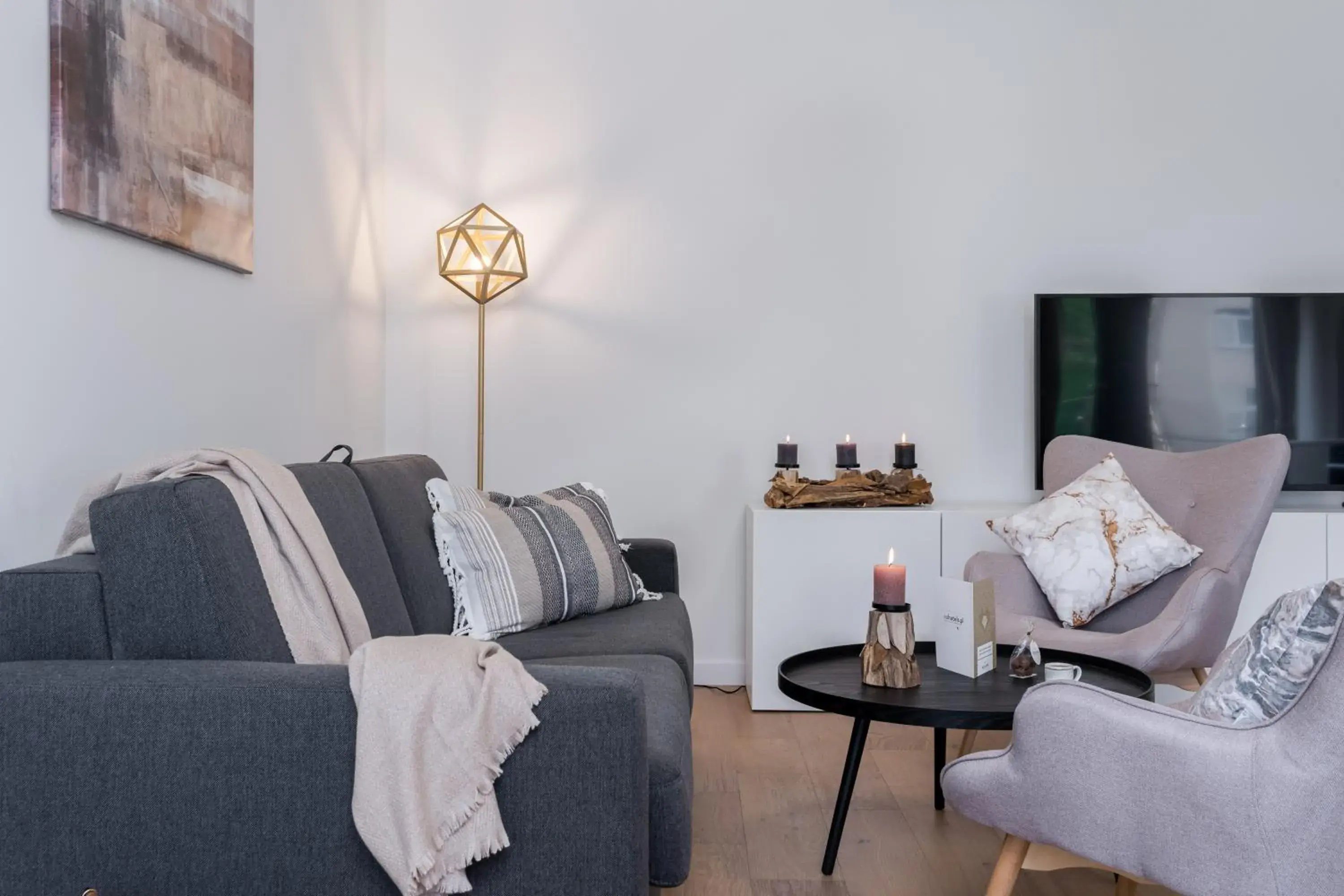 Living room in EXCLUSIVE Aparthotel Kraków Lubicz 40 Living room in EXCLUSIVE Aparthotel Kraków Lubicz 40