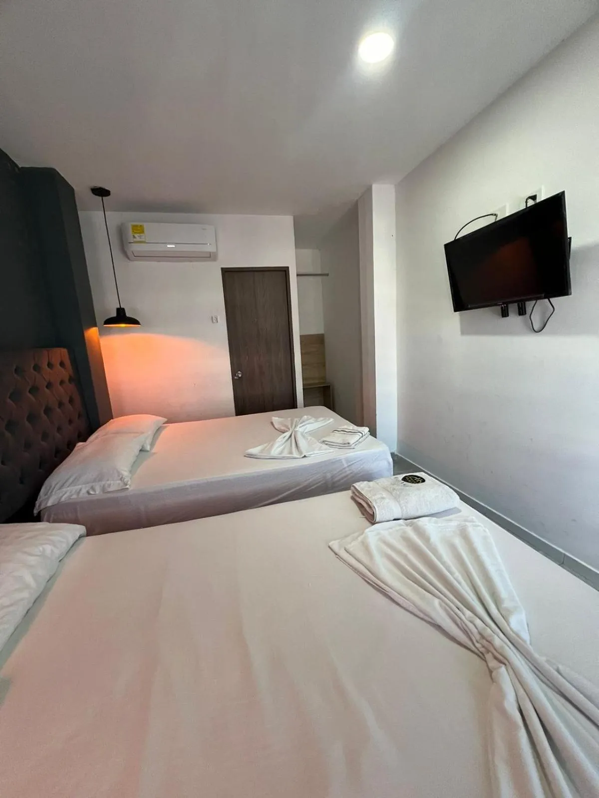 Bed in Hotel Almalu