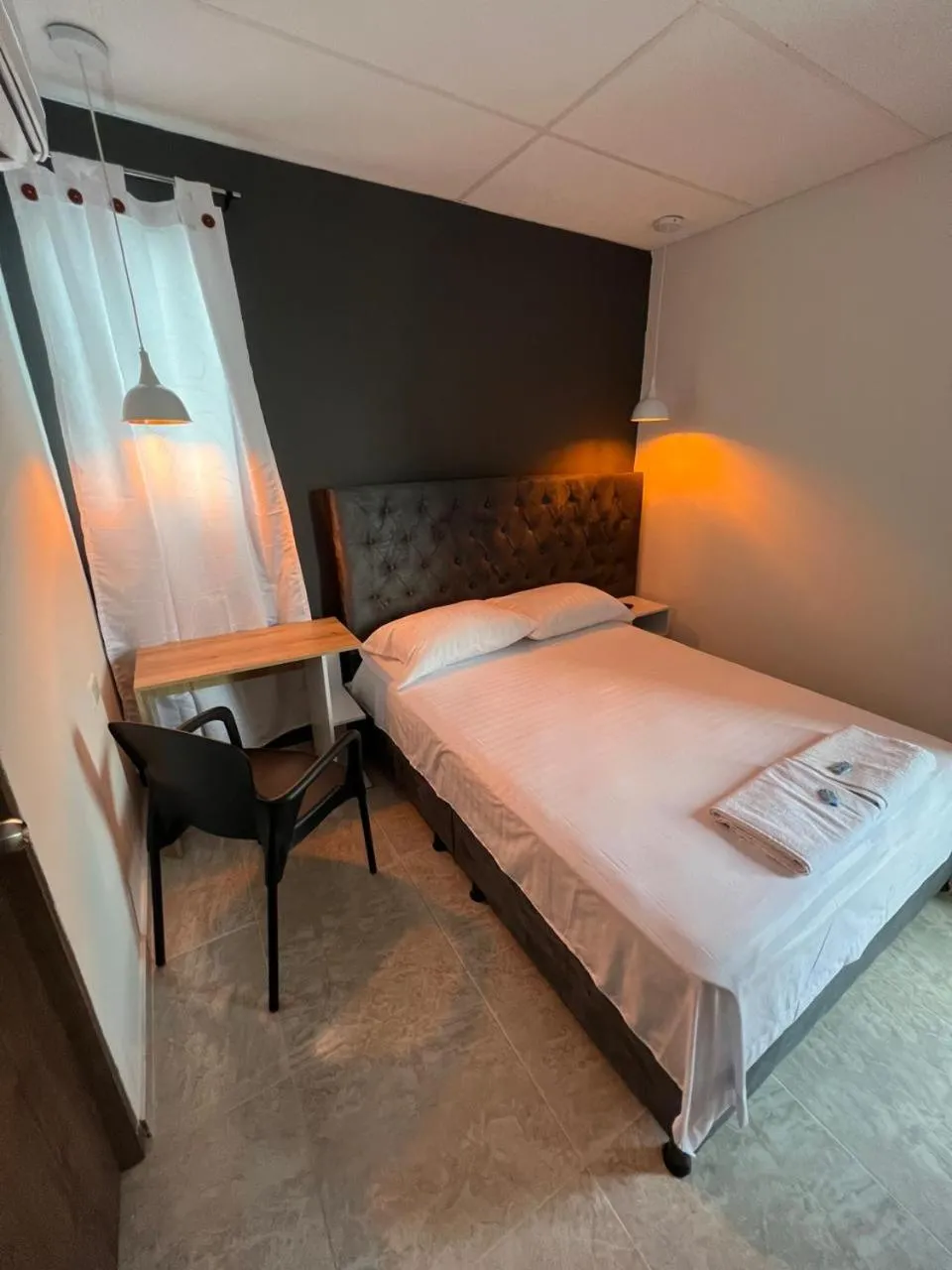 Bed in Hotel Almalu
