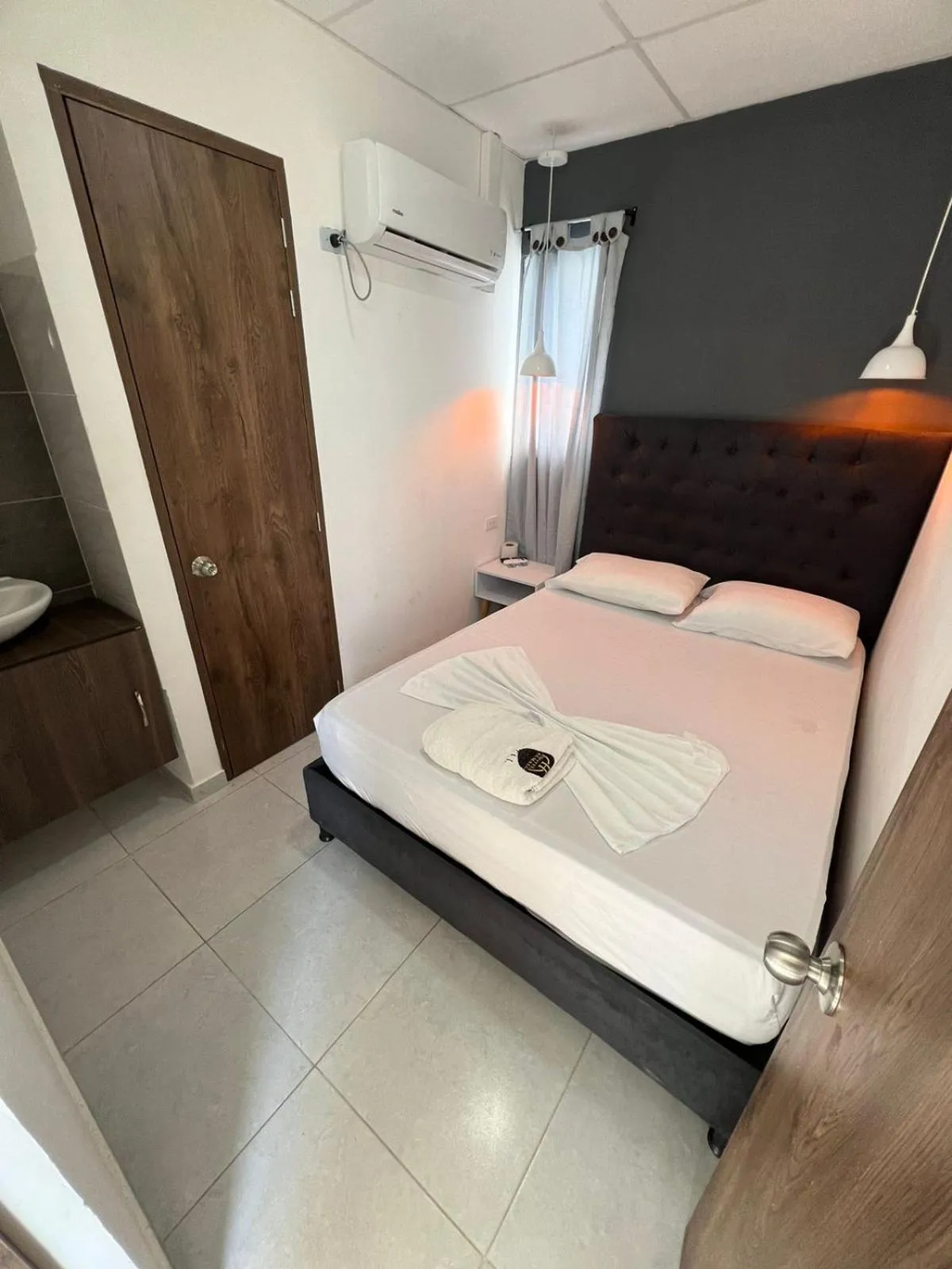 Bed in Hotel Almalu