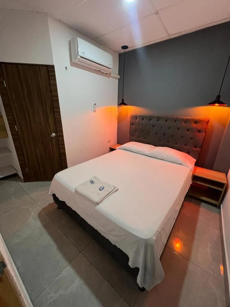 Bed in Hotel Almalu