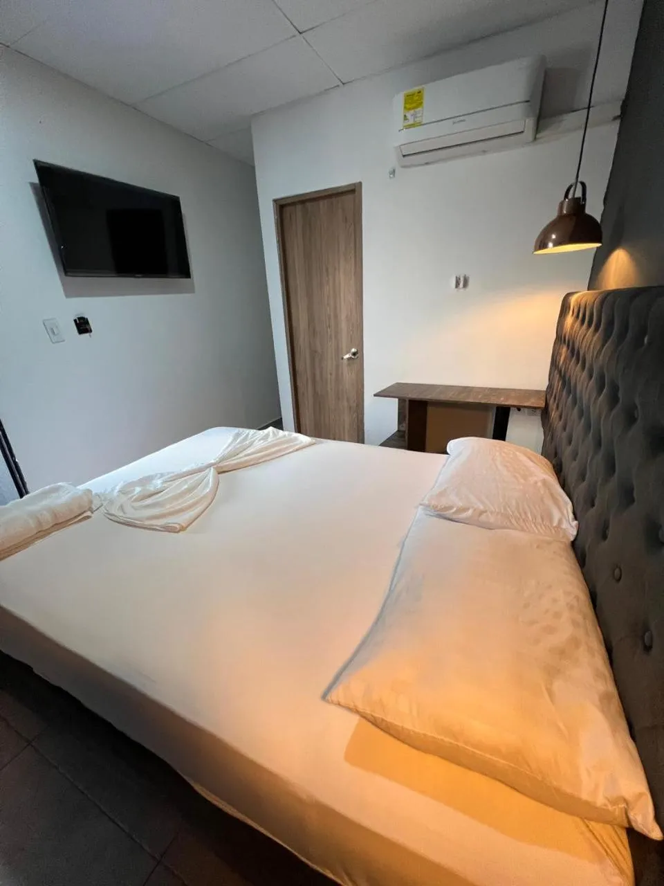 Bed in Hotel Almalu