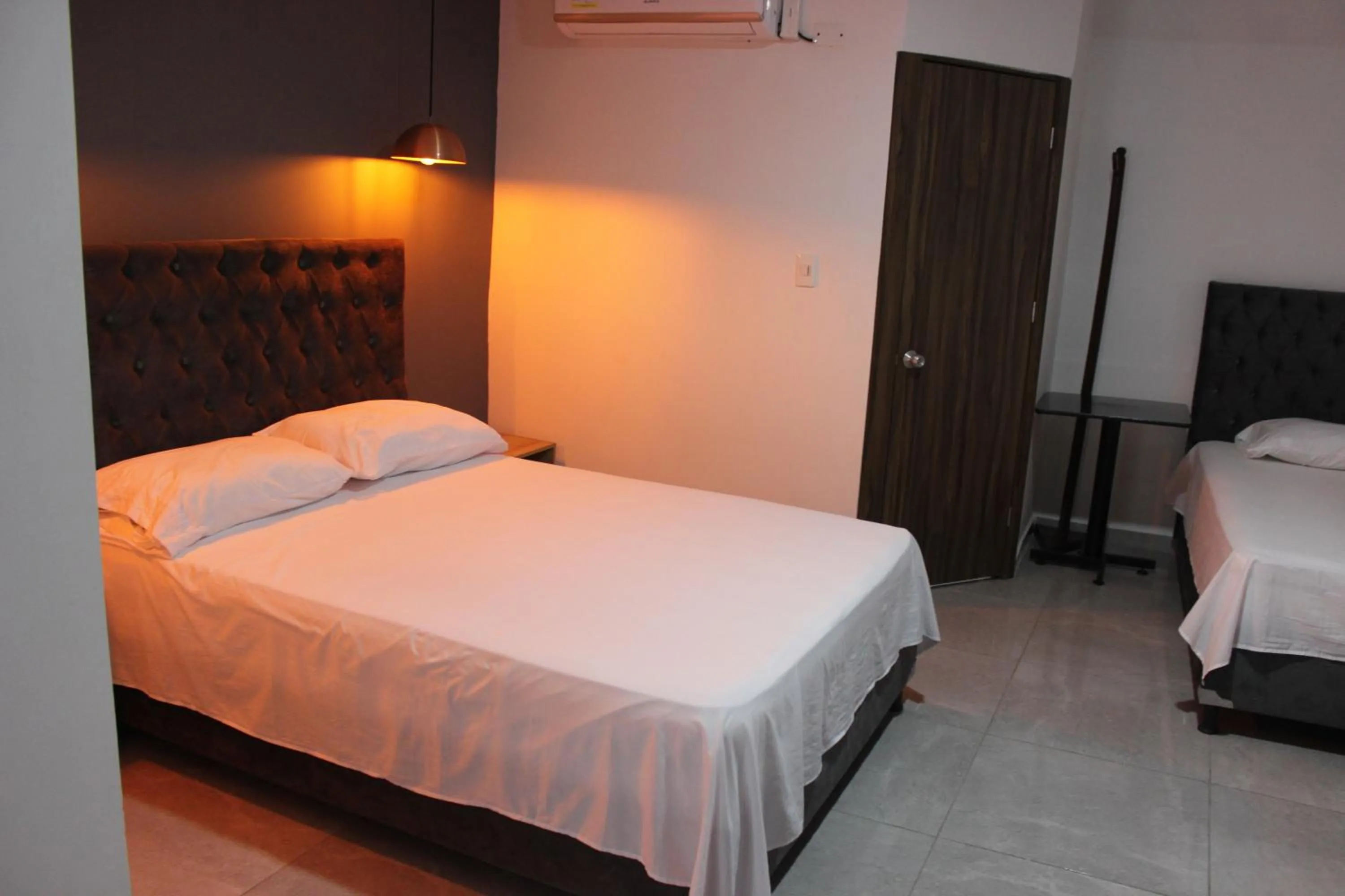 Bed in Hotel Almalu