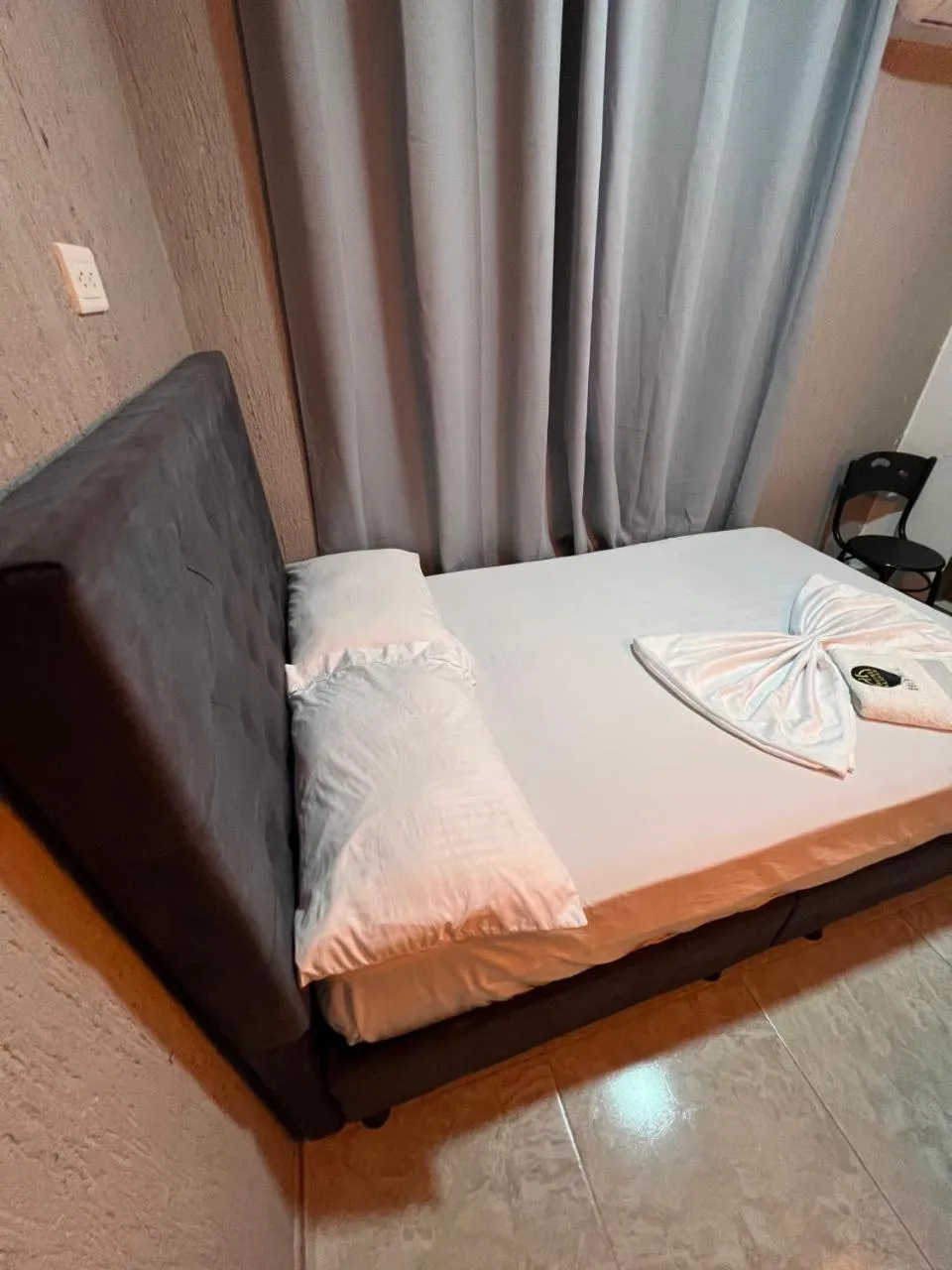Bed in Hotel Almalu