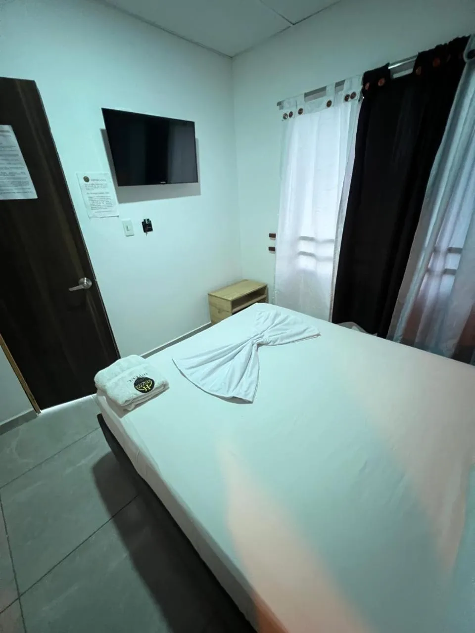 Bed in Hotel Almalu