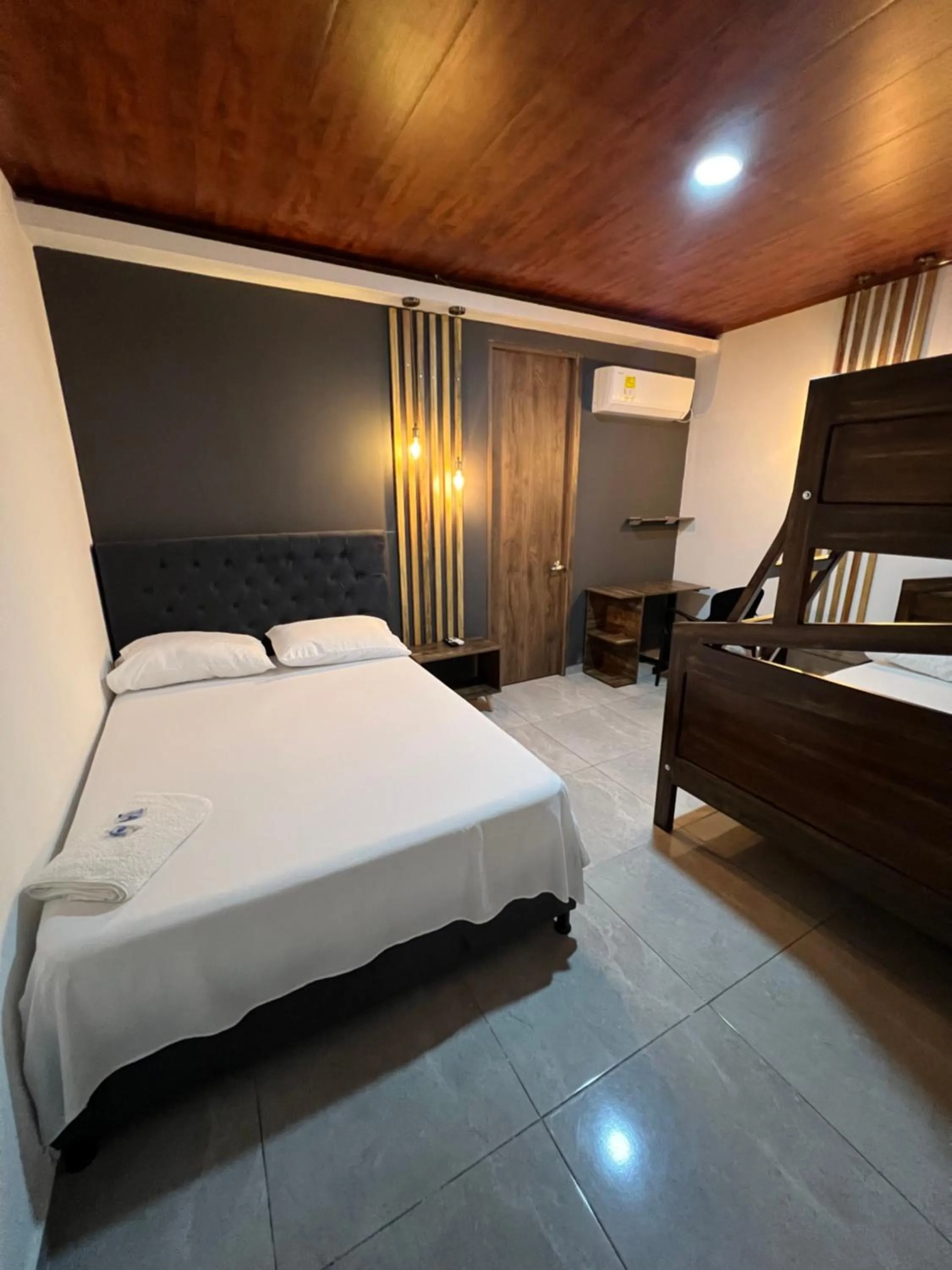 Bed in Hotel Almalu