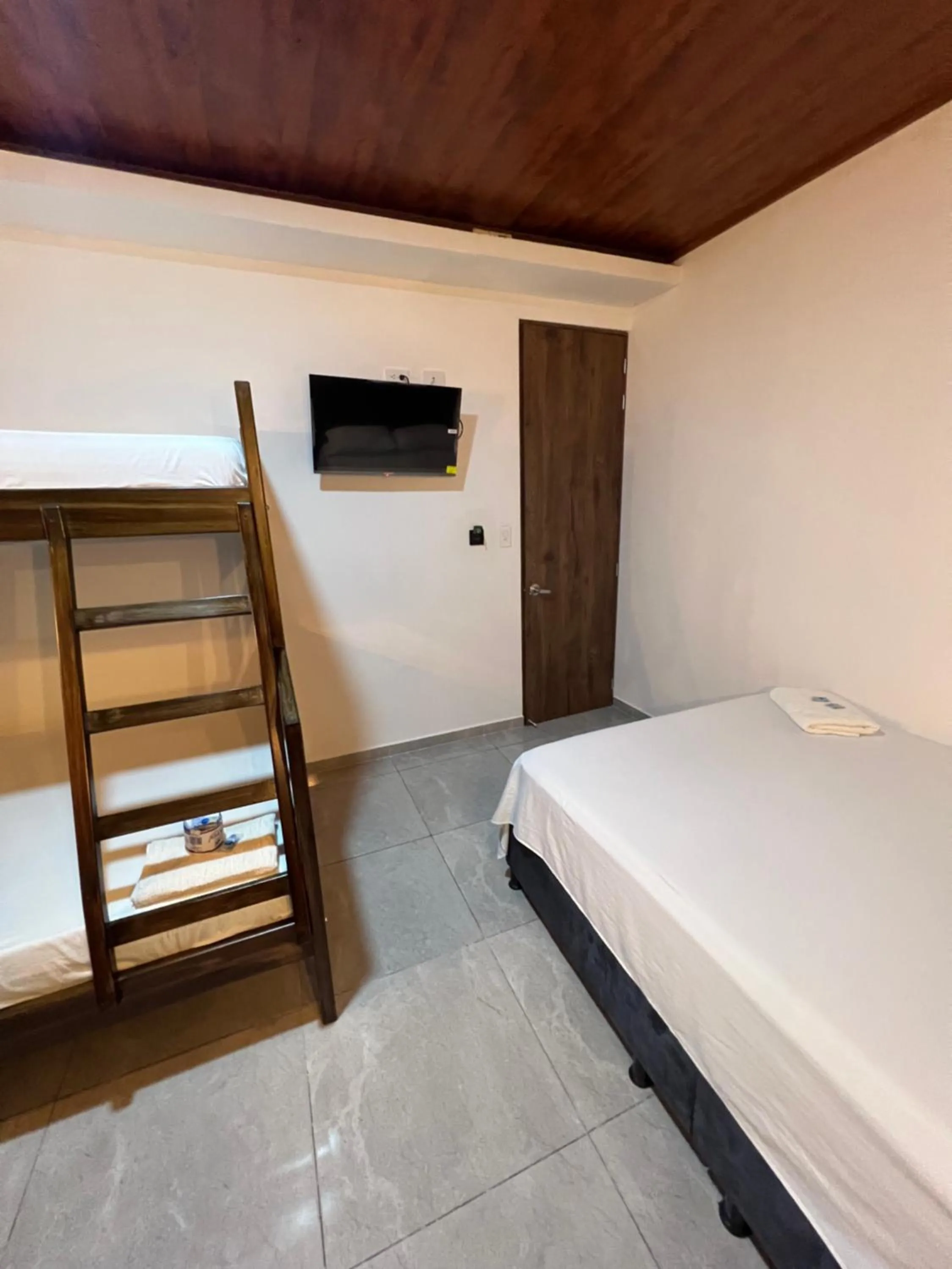 Bed in Hotel Almalu