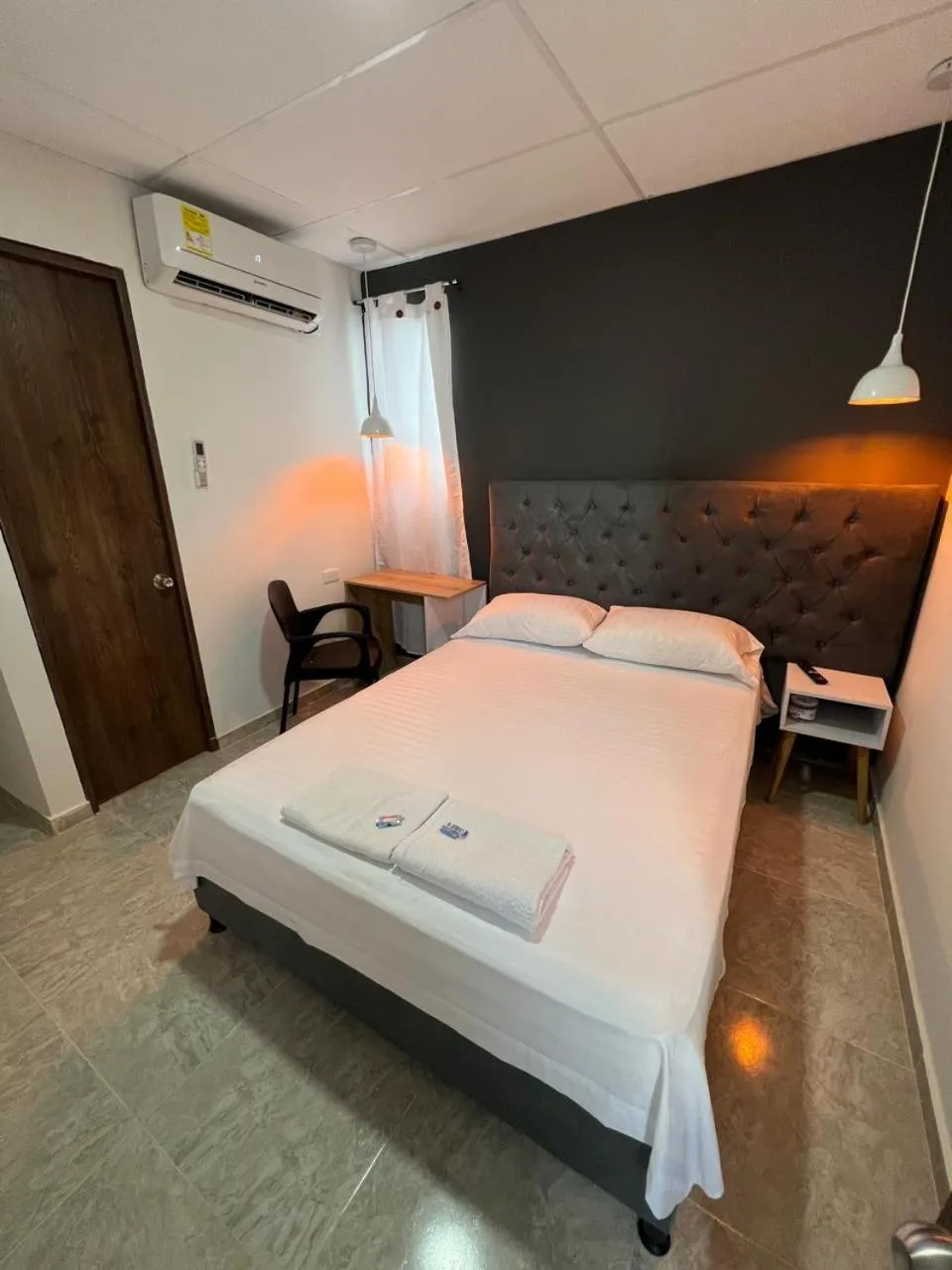 Bed in Hotel Almalu