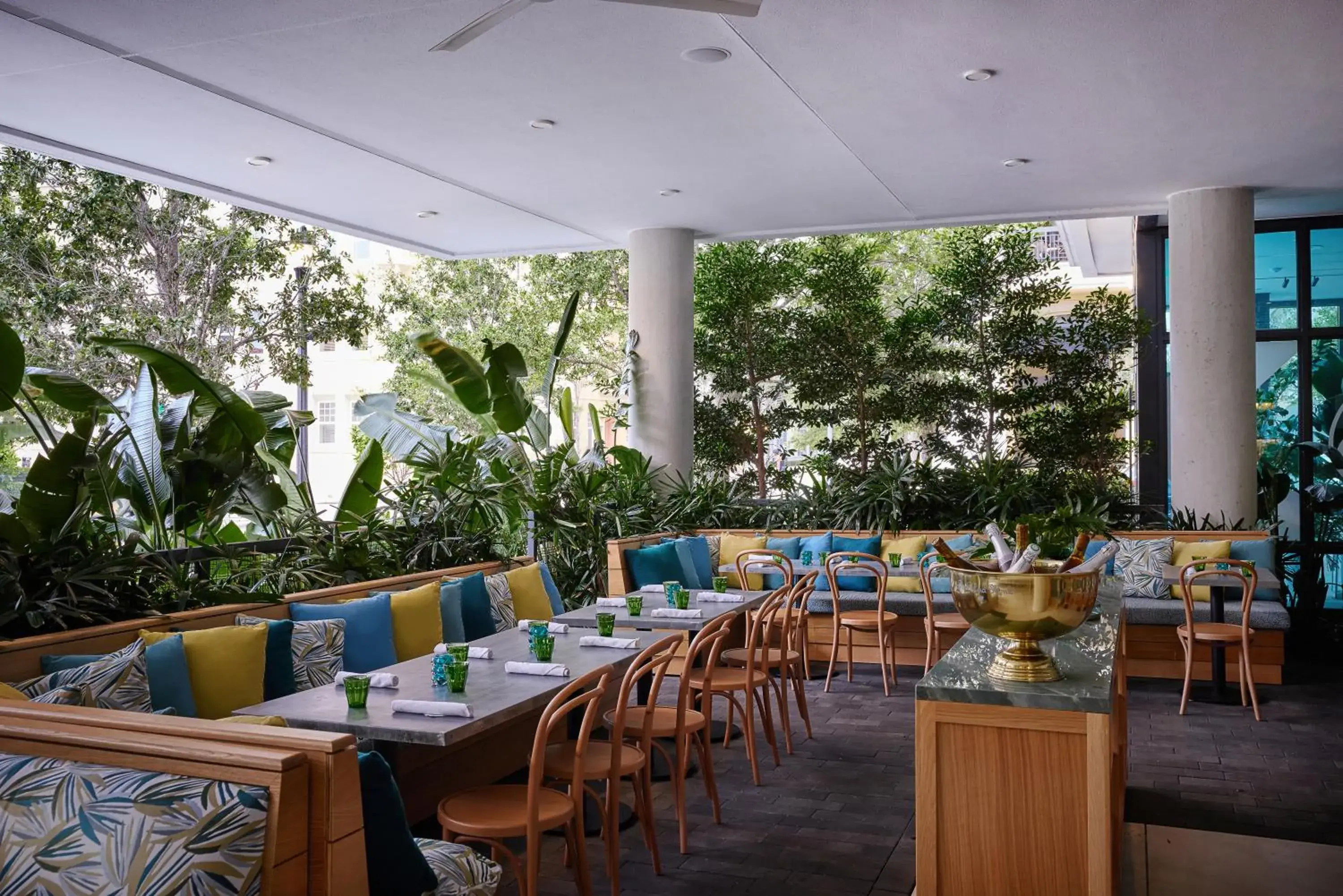 Restaurant/places to eat in AKA West Palm Restaurant/places to eat in AKA West Palm