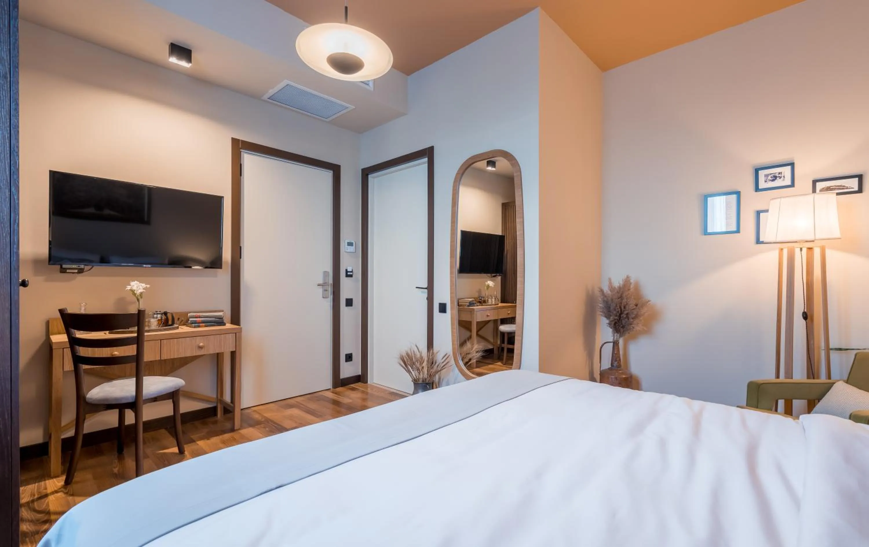 TV and multimedia, Bed in Giuaani Winery