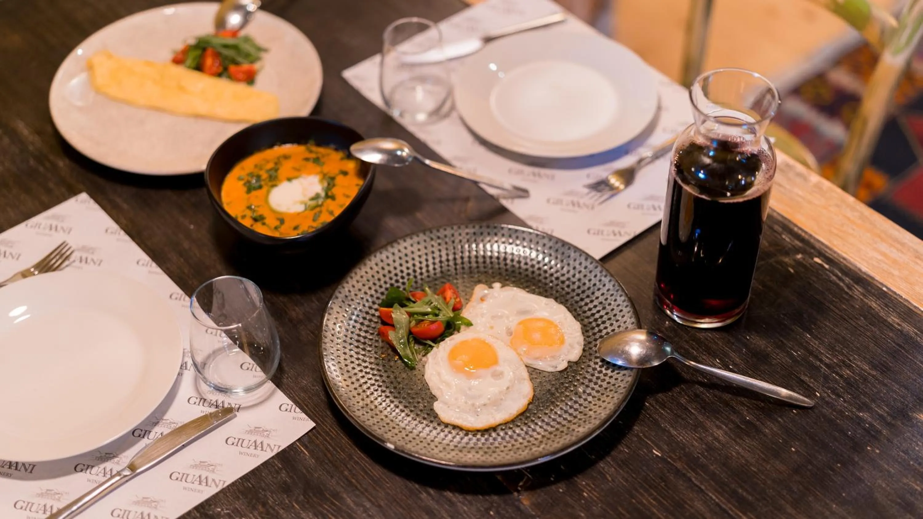 Breakfast in Giuaani Winery