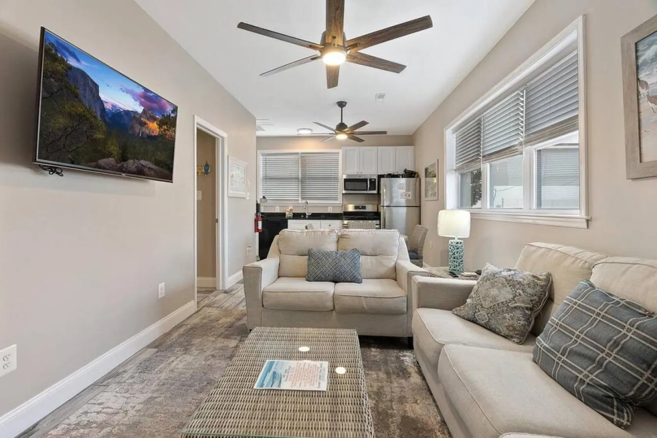 Living room in Unit C back lower unit Surfers Hideway Parking Near Lighthouse