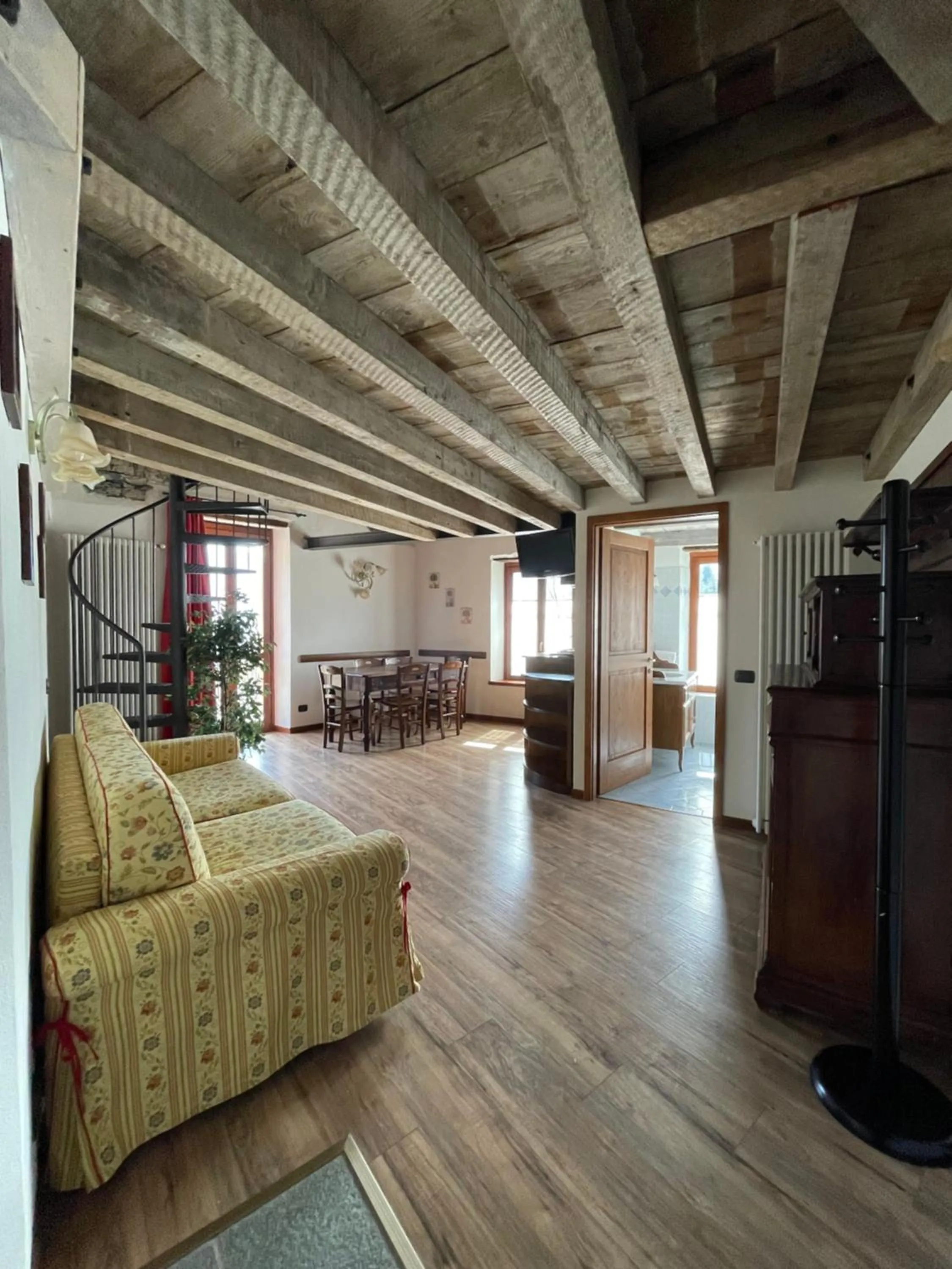 TV and multimedia in Hotel La Torre