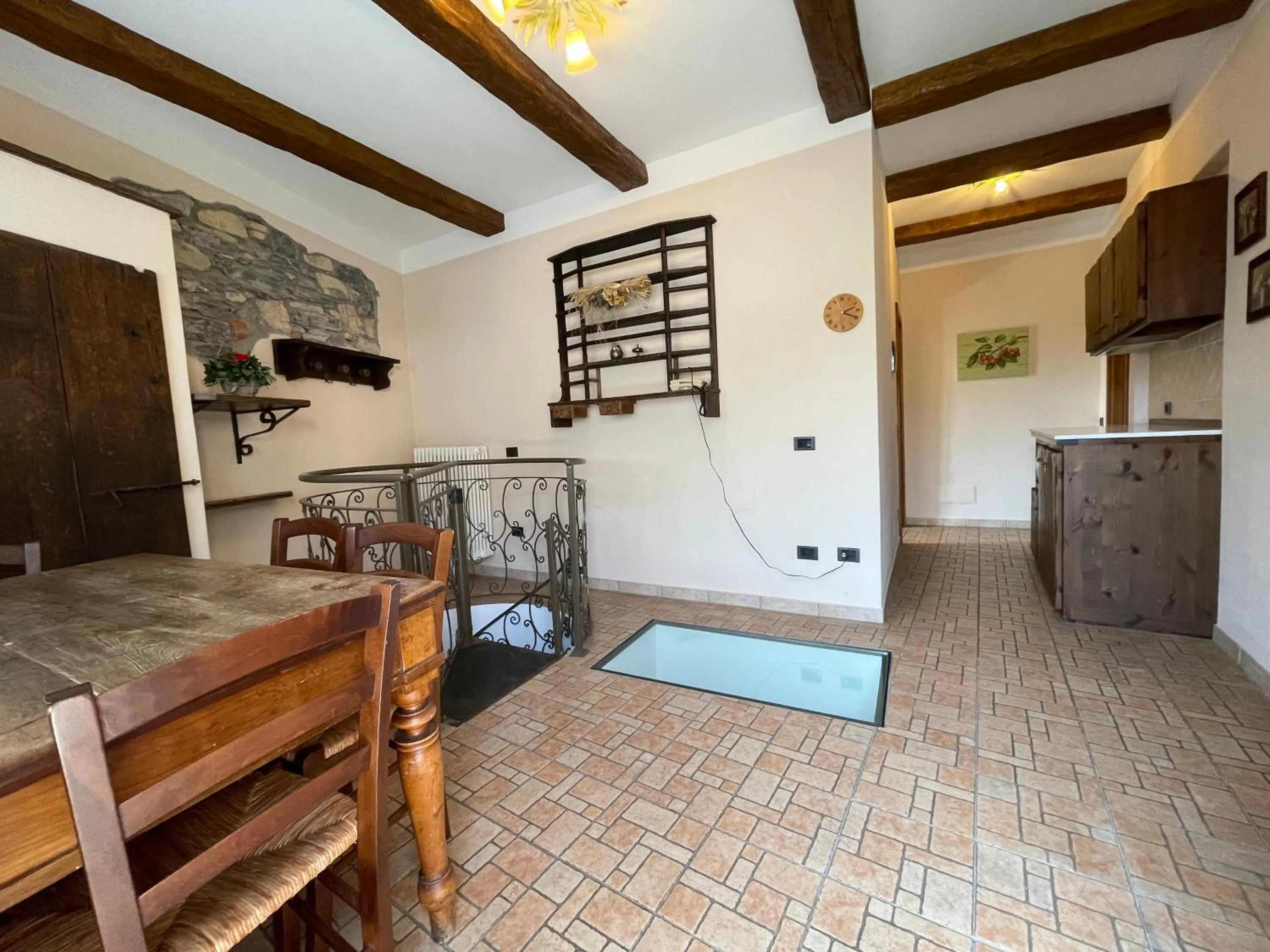 Photo of the whole room in Hotel La Torre